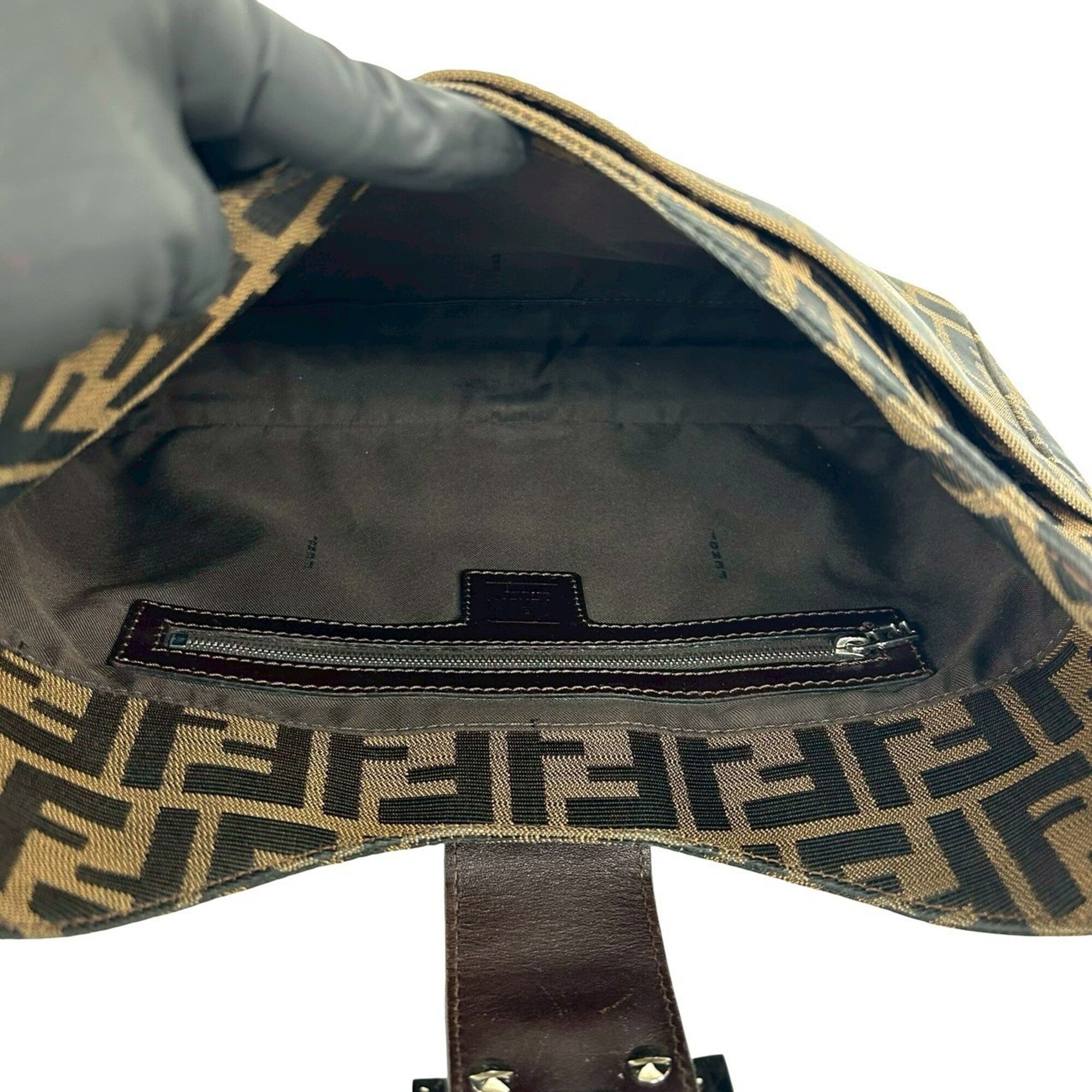 Fendi Black Brown Canvas Leather Shoulder Bag (Pre-Owned)