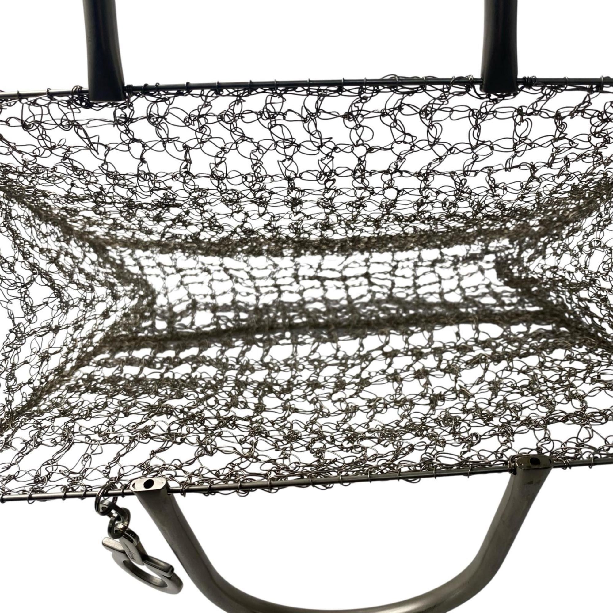 Salvatore Ferragamo Silver Stainless Steel Handbag Shoulder Bag (Pre-Owned)