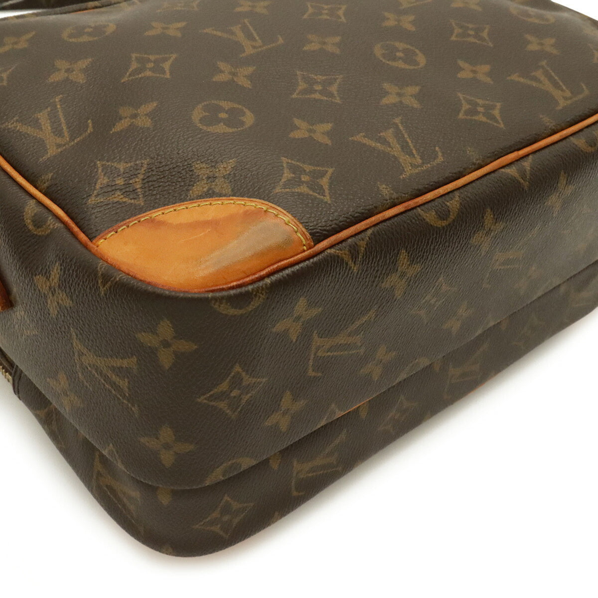 Louis Vuitton Brown Monogram Canvas Handbag Shoulder Bag (Pre-Owned)