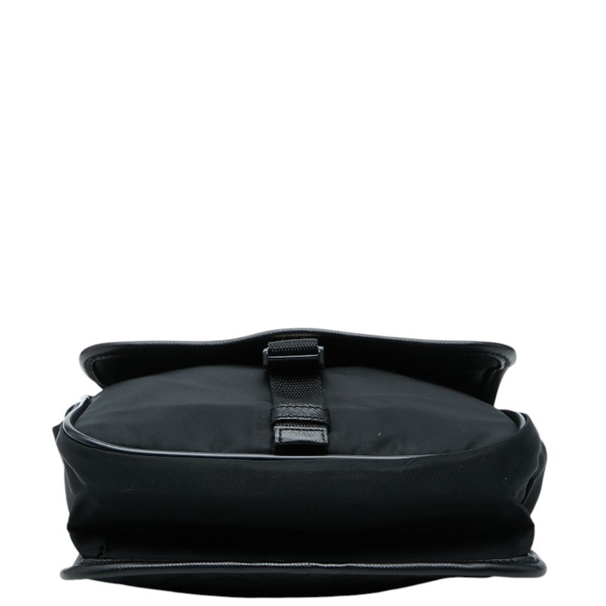 Prada Black Saffiano Shoulder Bag (Pre-Owned)