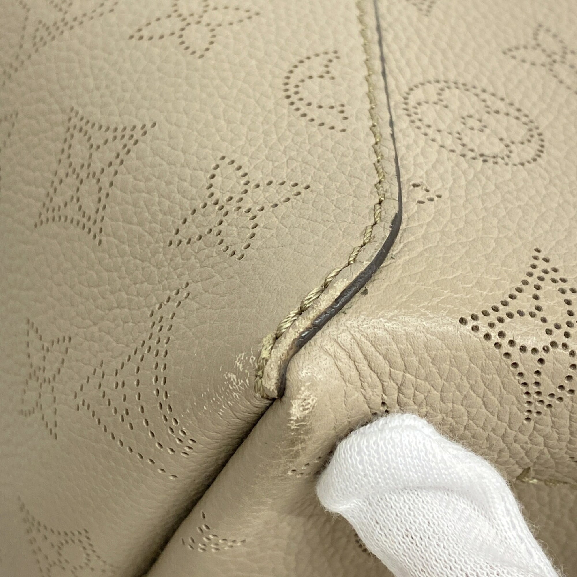 Louis Vuitton Galle Handbag (Pre-Owned)