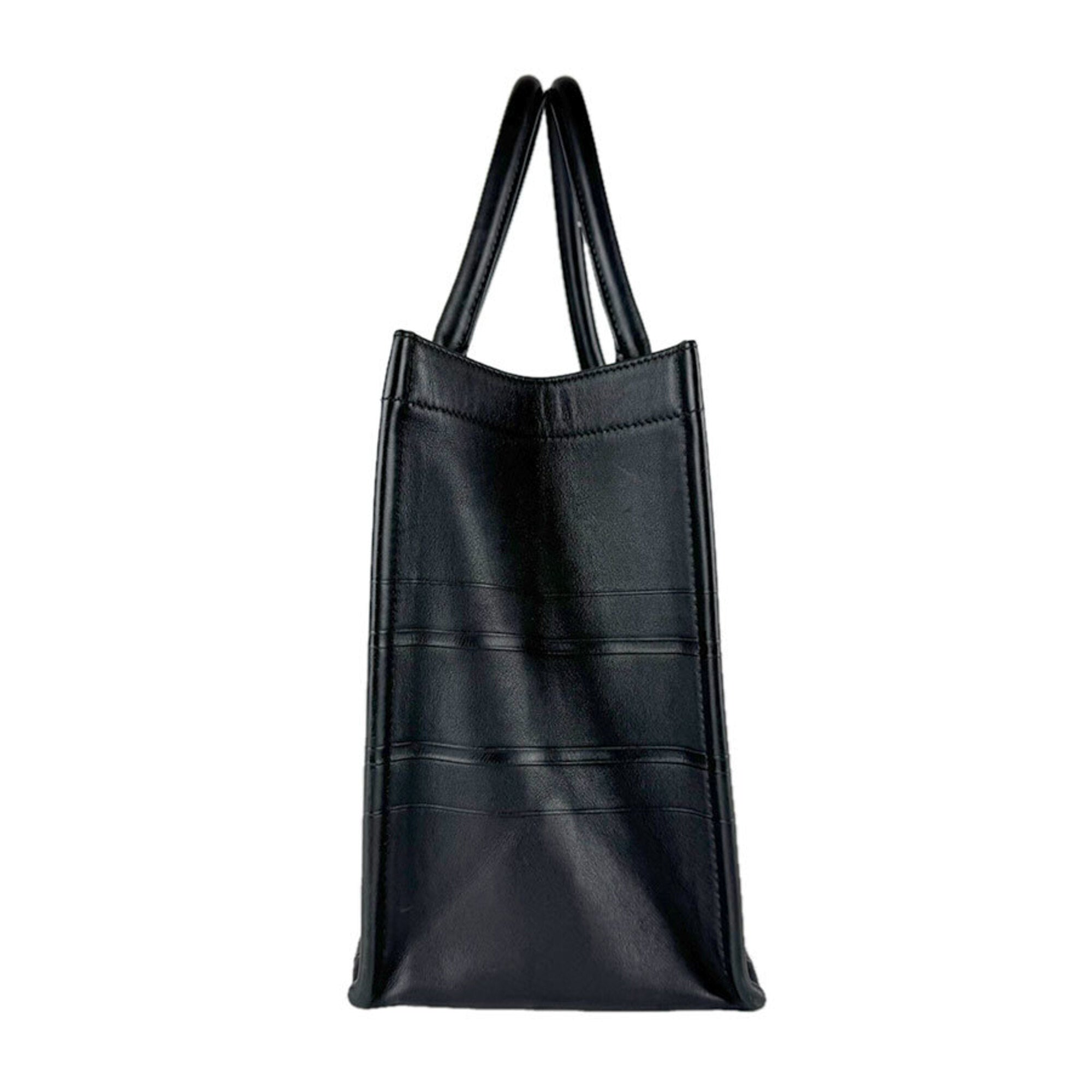 Christian Dior Black Leather Handbag (Pre-Owned)