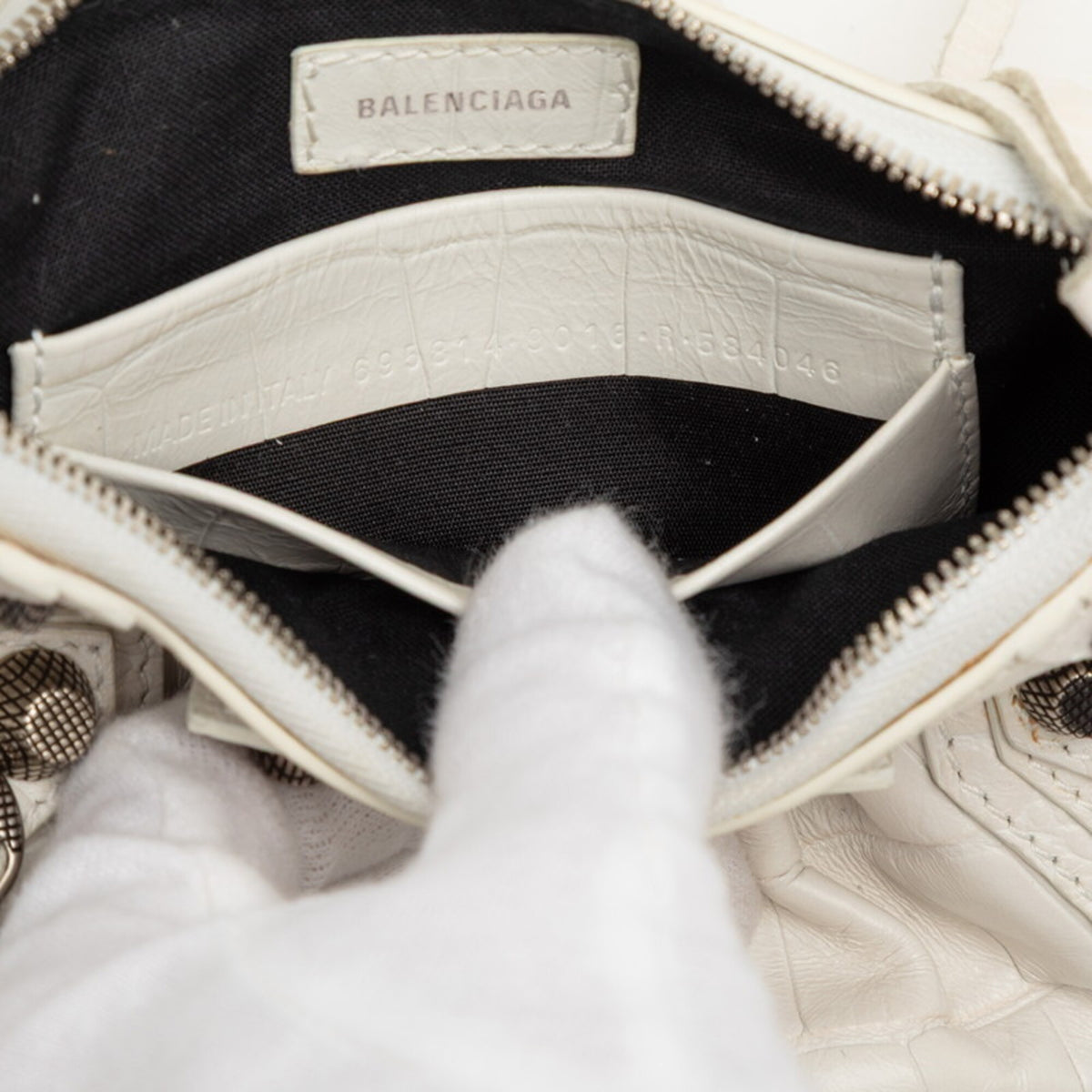 Balenciaga White Leather Handbag Shoulder Bag (Pre-Owned)