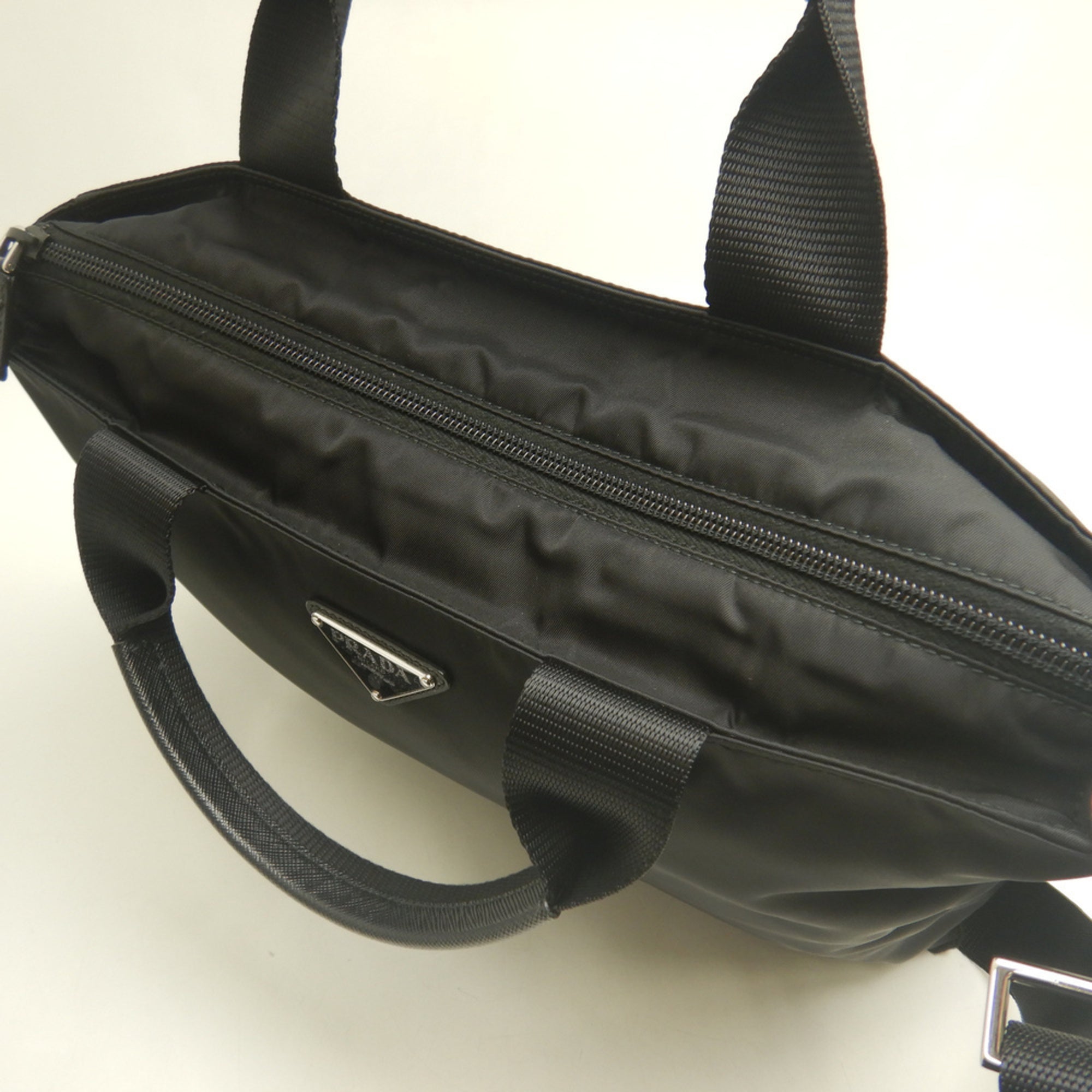 Prada Nero Nylon Tote Bag (Pre-Owned)