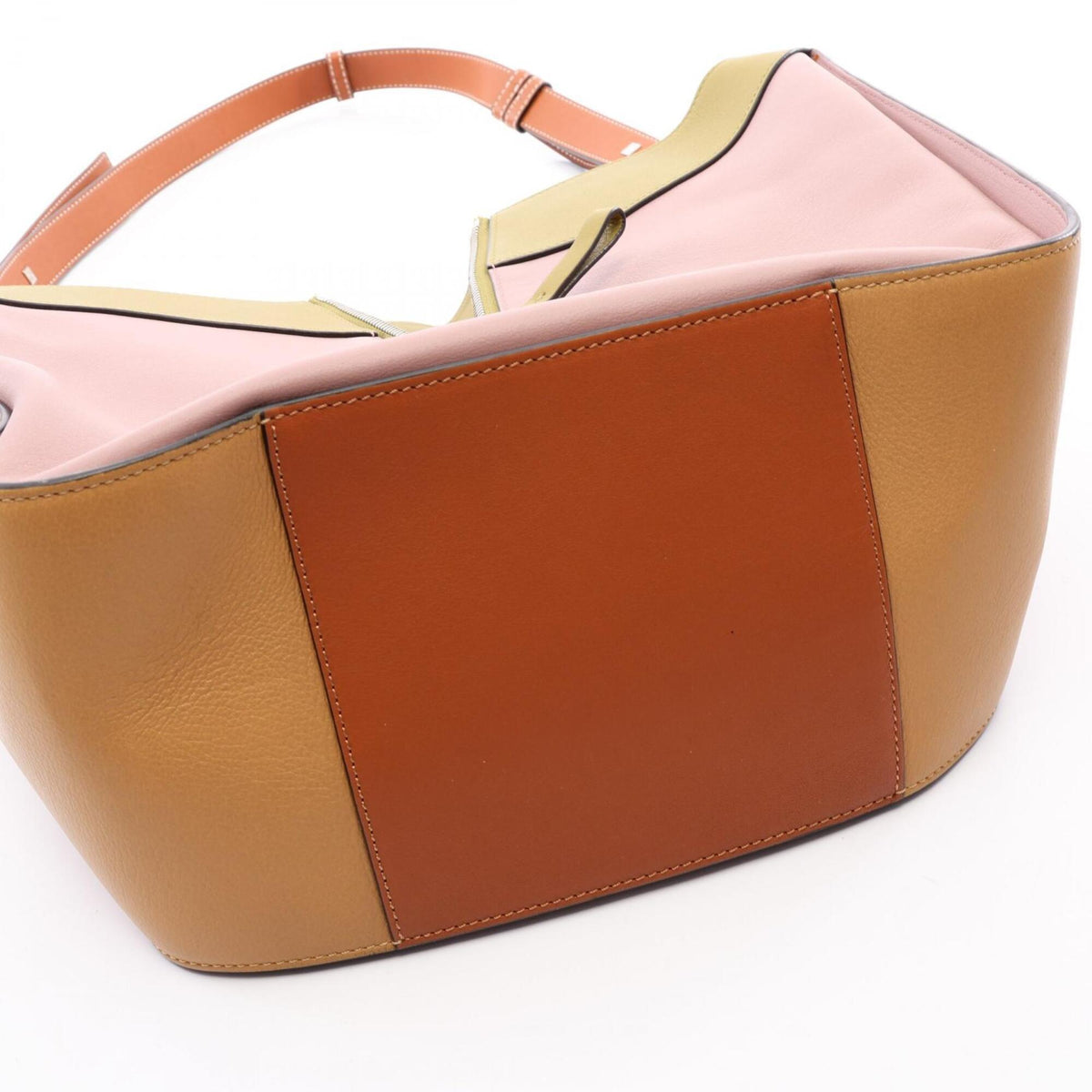 Loewe Beige Multi-Color Leather Handbag (Pre-Owned)