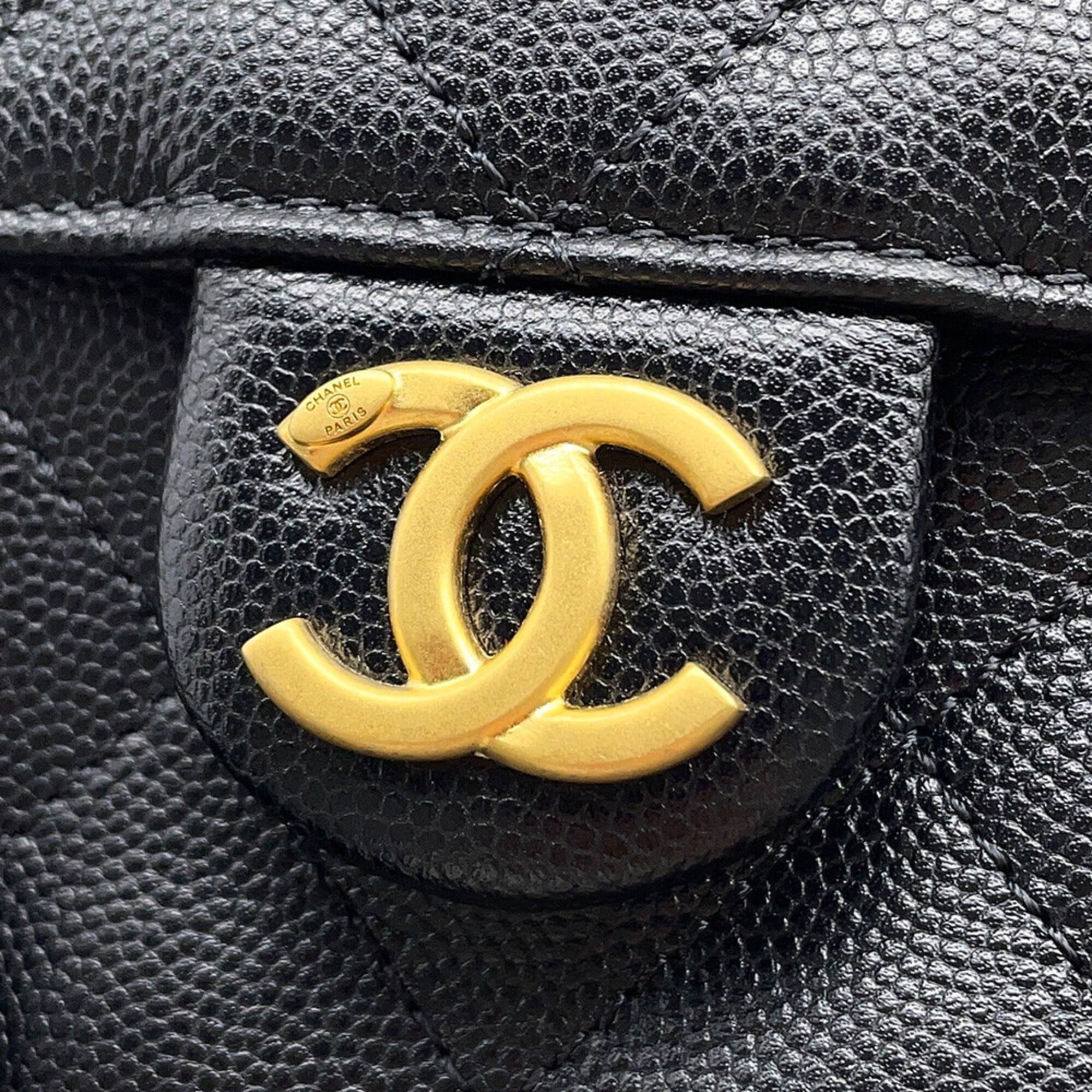 Chanel Black Grained Calfskin Handbag Shoulder Bag (Pre-Owned)
