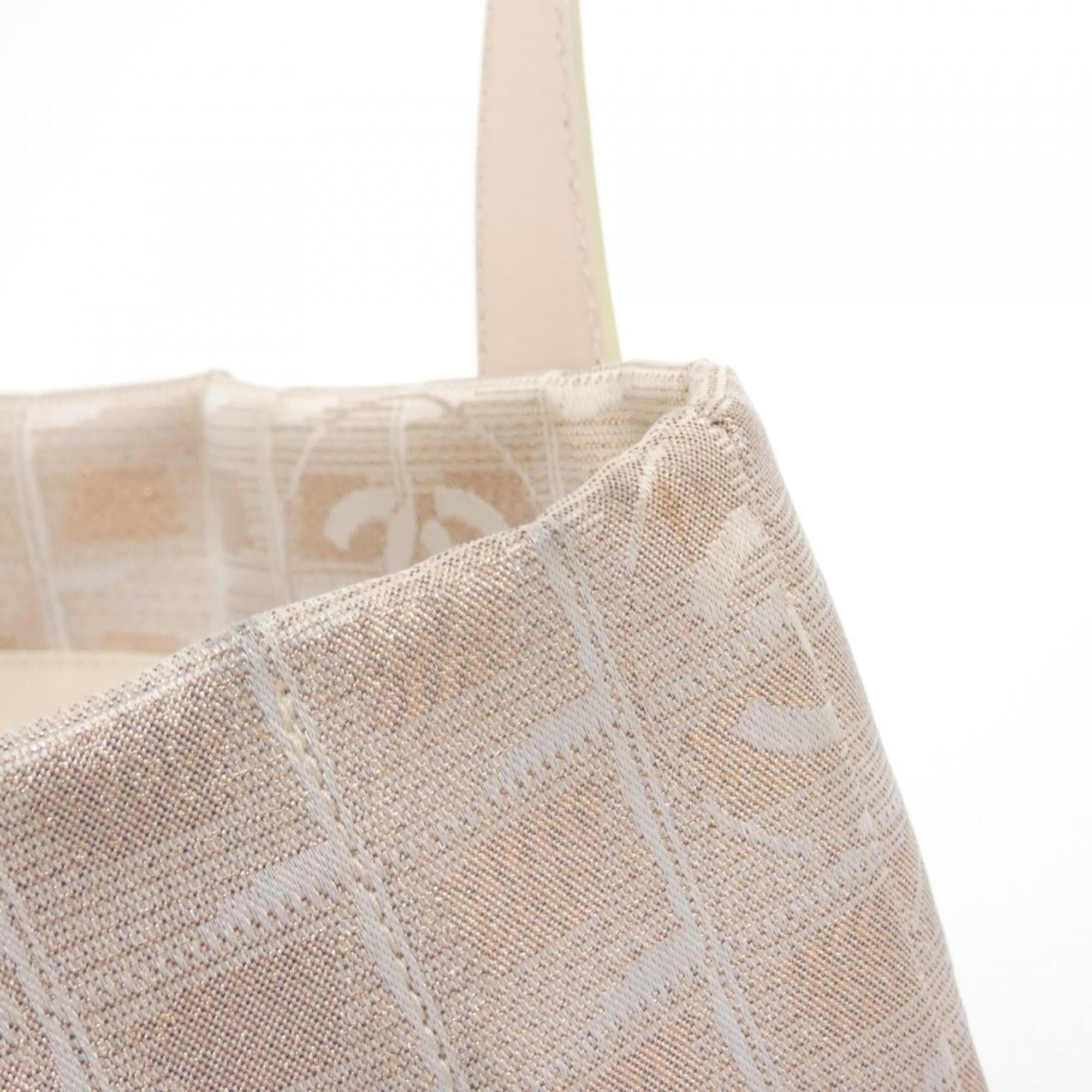 Chanel Gold Nylon Handbag (Pre-Owned)