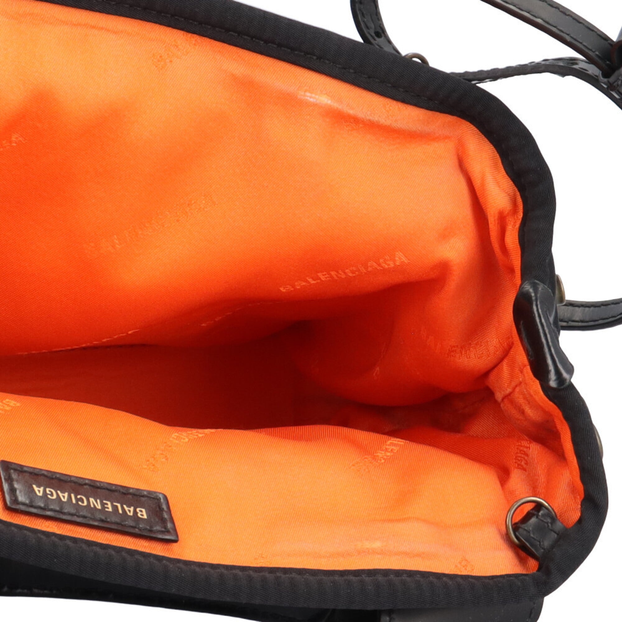 Balenciaga Black Nylon Shoulder Bag (Pre-Owned)