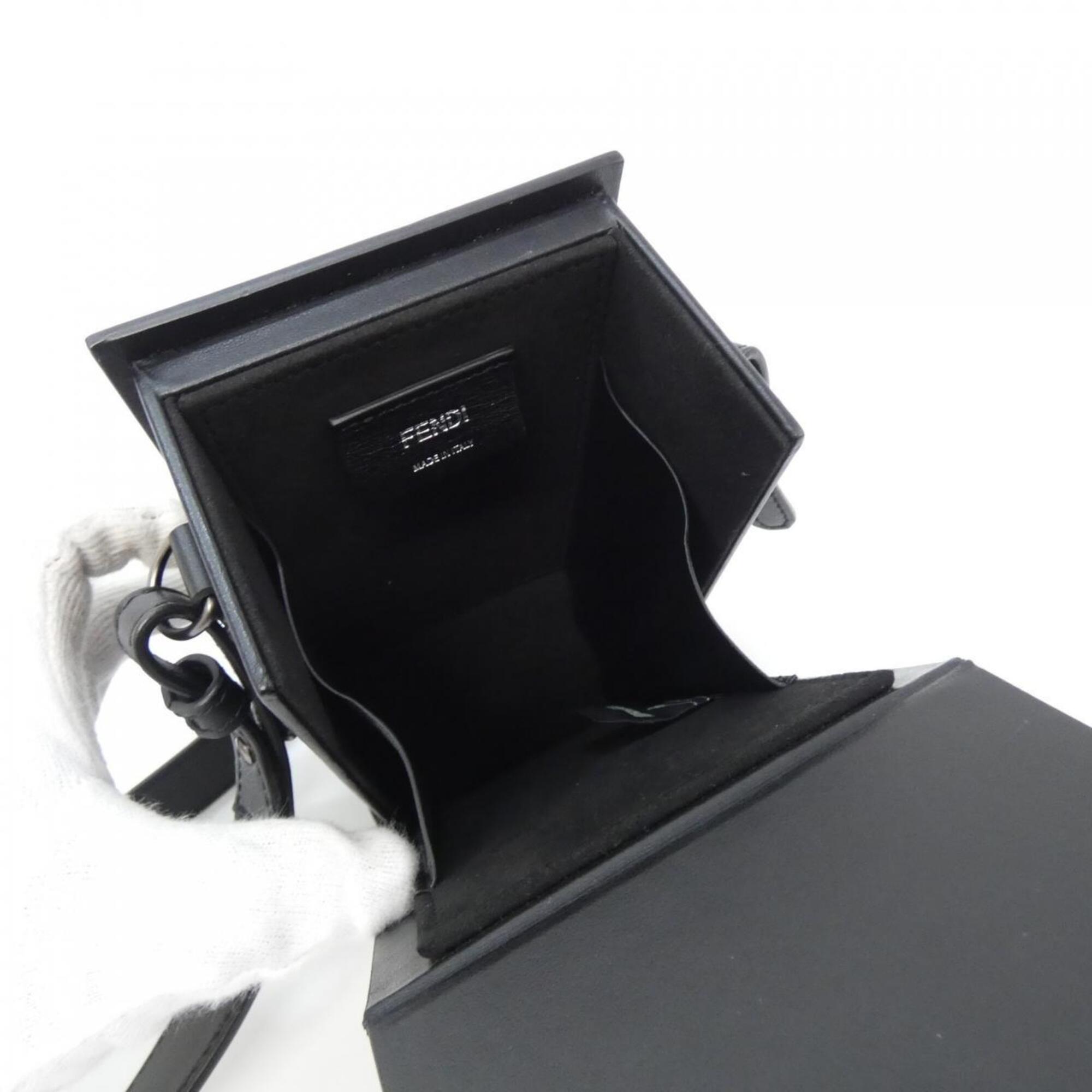 Fendi Black Leather Shoulder Bag (Pre-Owned)