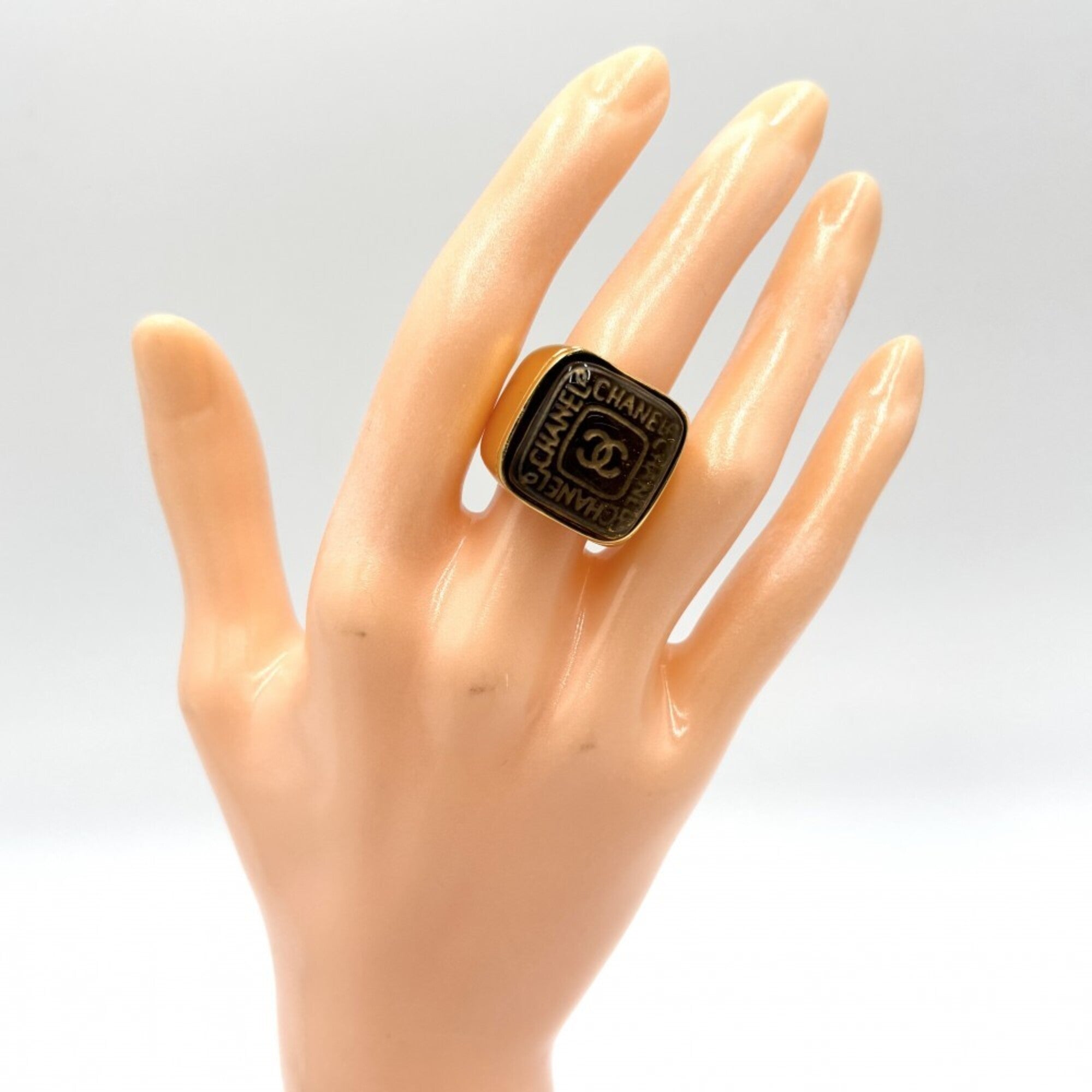 Chanel Gold Plating Band Ring (Pre-Owned)