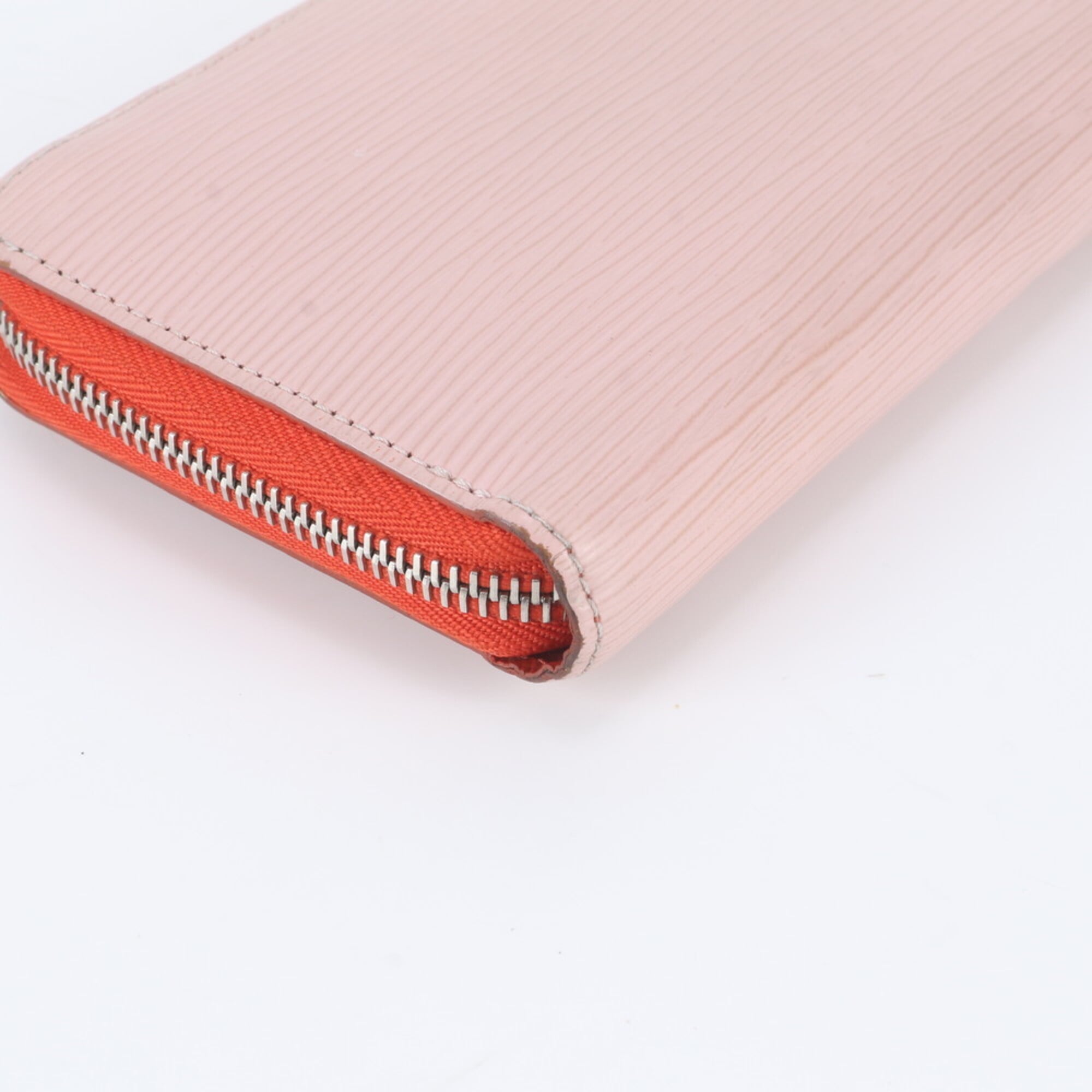 Louis Vuitton Rose Ballerine Leather Long Wallet (Bi-Fold) (Pre-Owned)