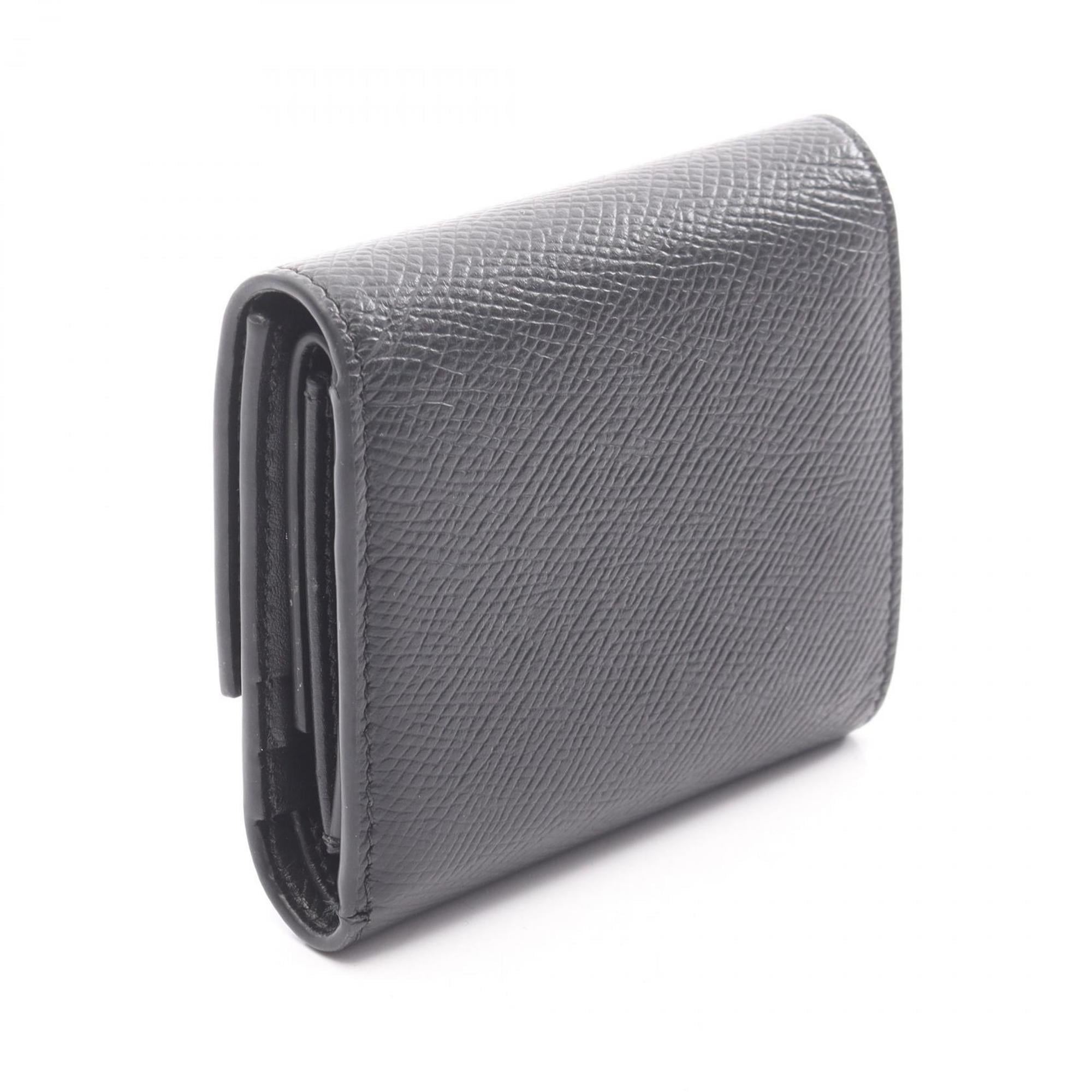 Celine Black Leather Wallet (Tri-Fold) (Pre-Owned)