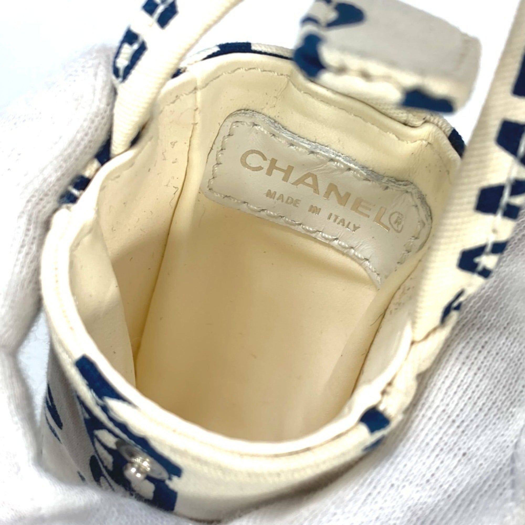 Chanel Navy White Canvas Shoulder Bag Tote Bag (Pre-Owned)