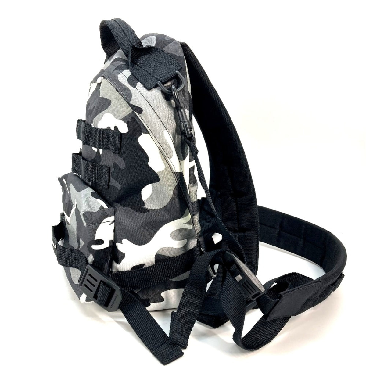 Balenciaga Gray Cloth Backpack (Pre-Owned)