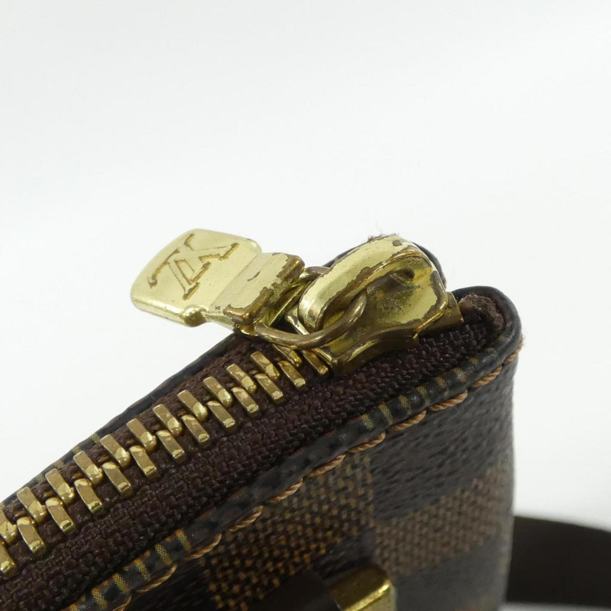Louis Vuitton Brown Coated Canvas Pochette Shoulder Bag (Pre-Owned)
