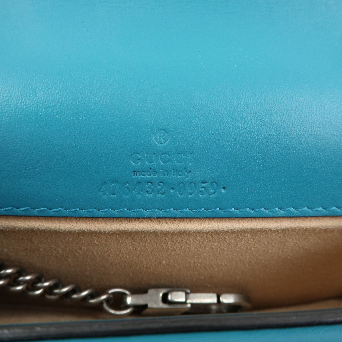 Gucci Dionysus Velvet Green Velvet Handbag (Pre-Owned)