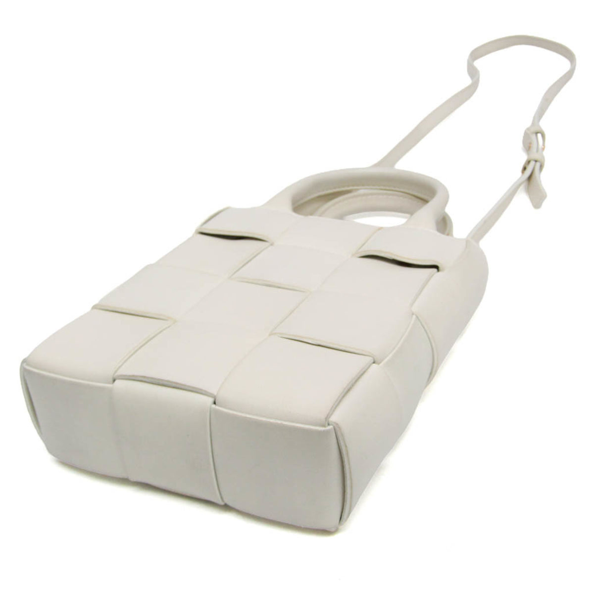 Bottega Veneta Cassette Convertible Maxi Intrecciato Leather White Leather Tote Bag Bag (Pre-Owned)