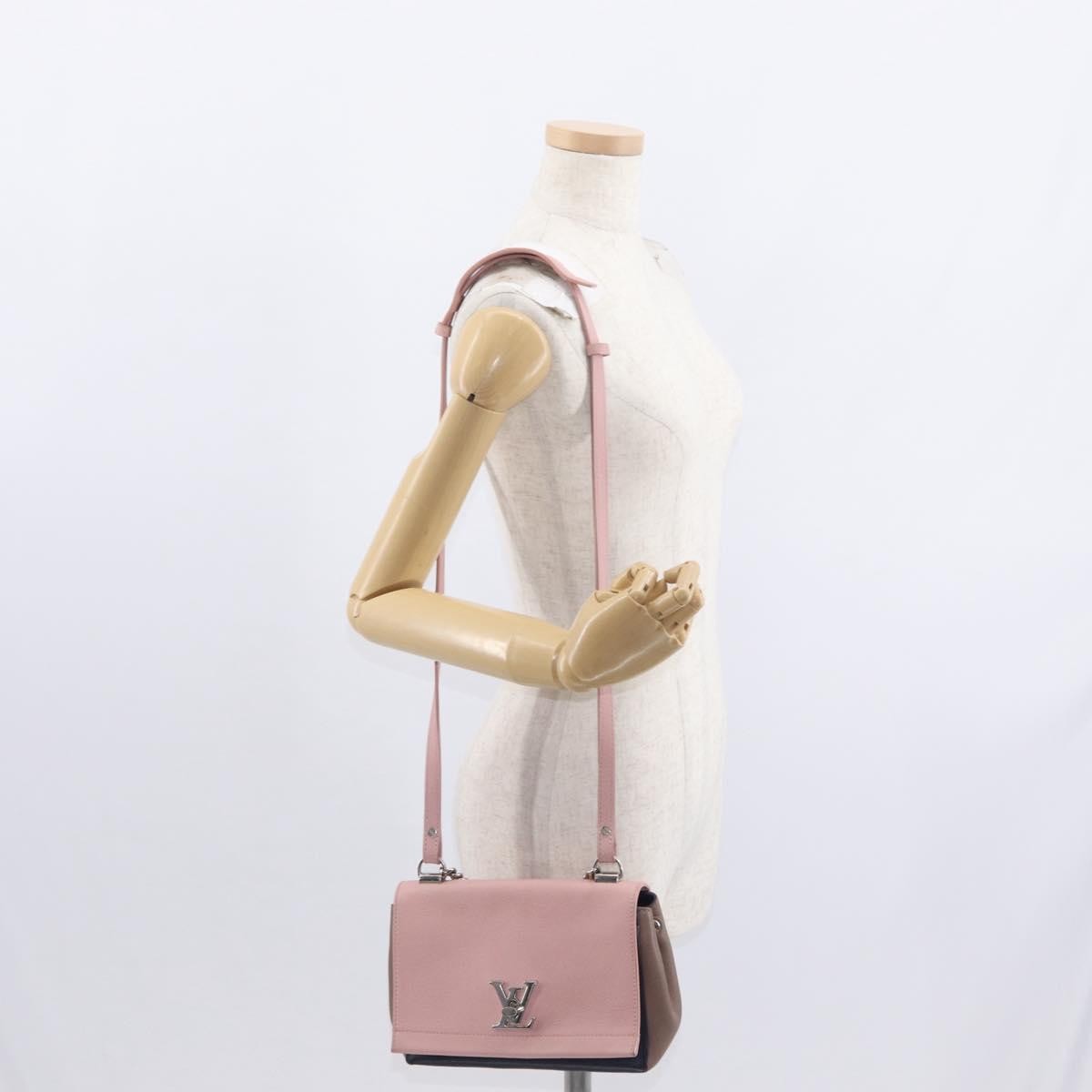 Louis Vuitton Lockme Ii Leather Pink Leather Shoulder Bag Bag (Pre-Owned)