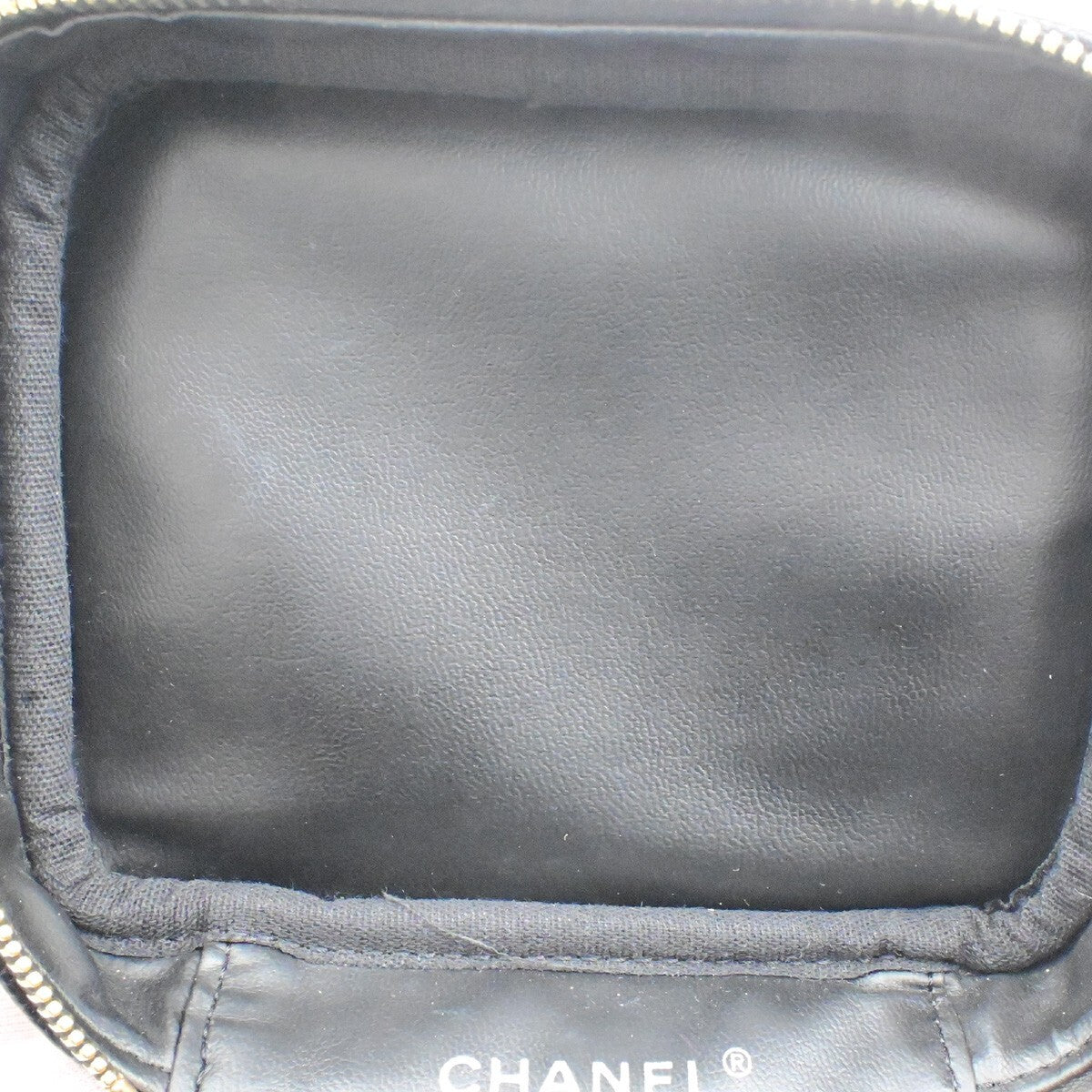 Chanel Vintage Timeless Cosmetic Case Caviar Black Calfskin Handbag (Pre-Owned)