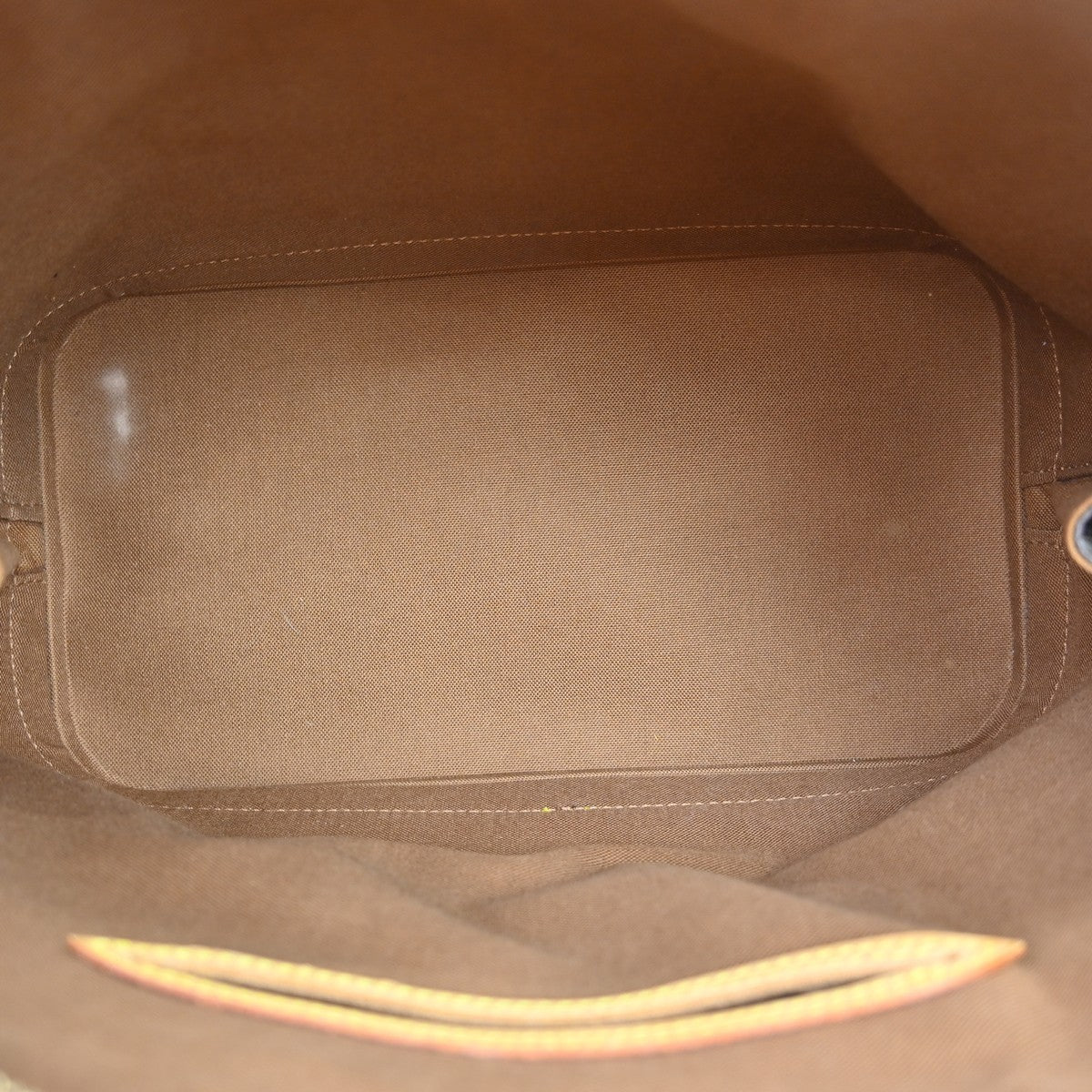 Louis Vuitton Alma Monogram Brown Canvas Handbag (Pre-Owned)