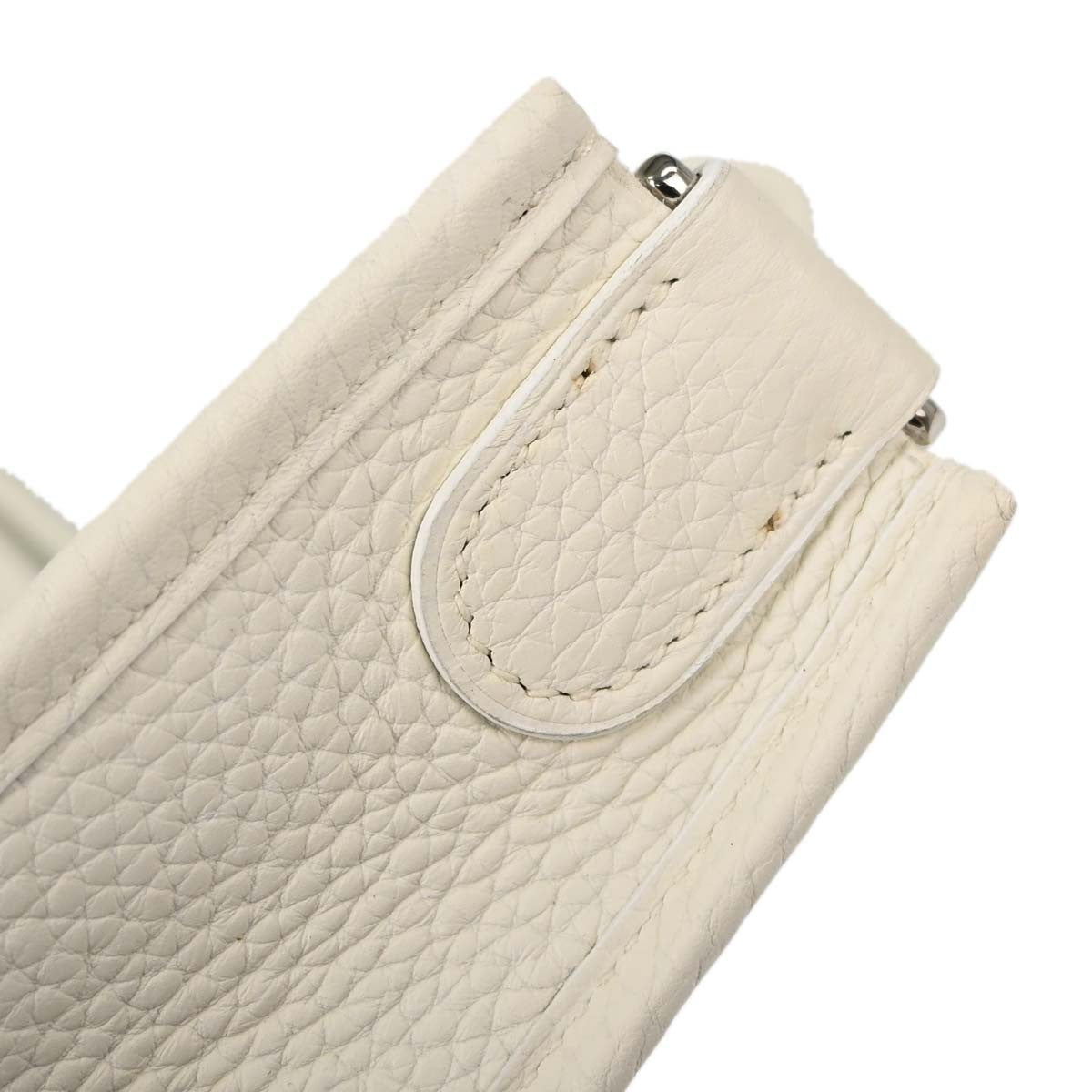 Hermes Evelyne Bag Gen Iii Clemence White Calfskin Shoulder Bag Bag (Pre-Owned)