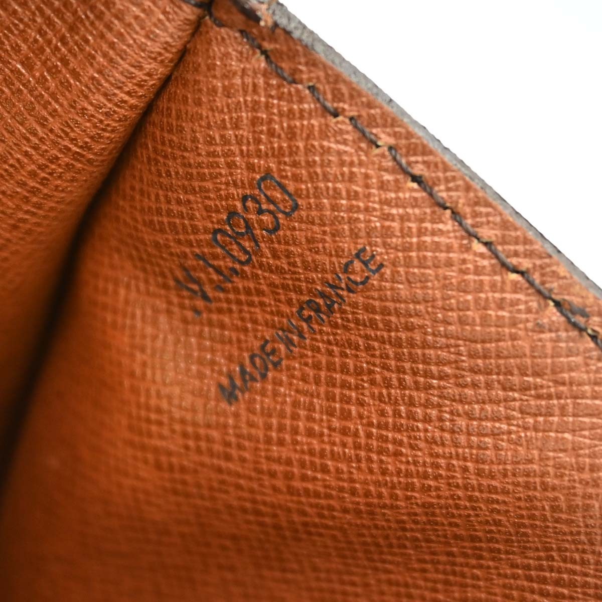 Louis Vuitton Saint Cloud Monogram Canvas Brown Canvas Handbag (Pre-Owned)
