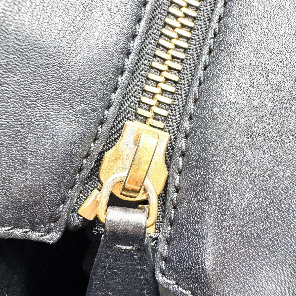 Celine Luggage Embossed Leather Black Leather Handbag (Pre-Owned)
