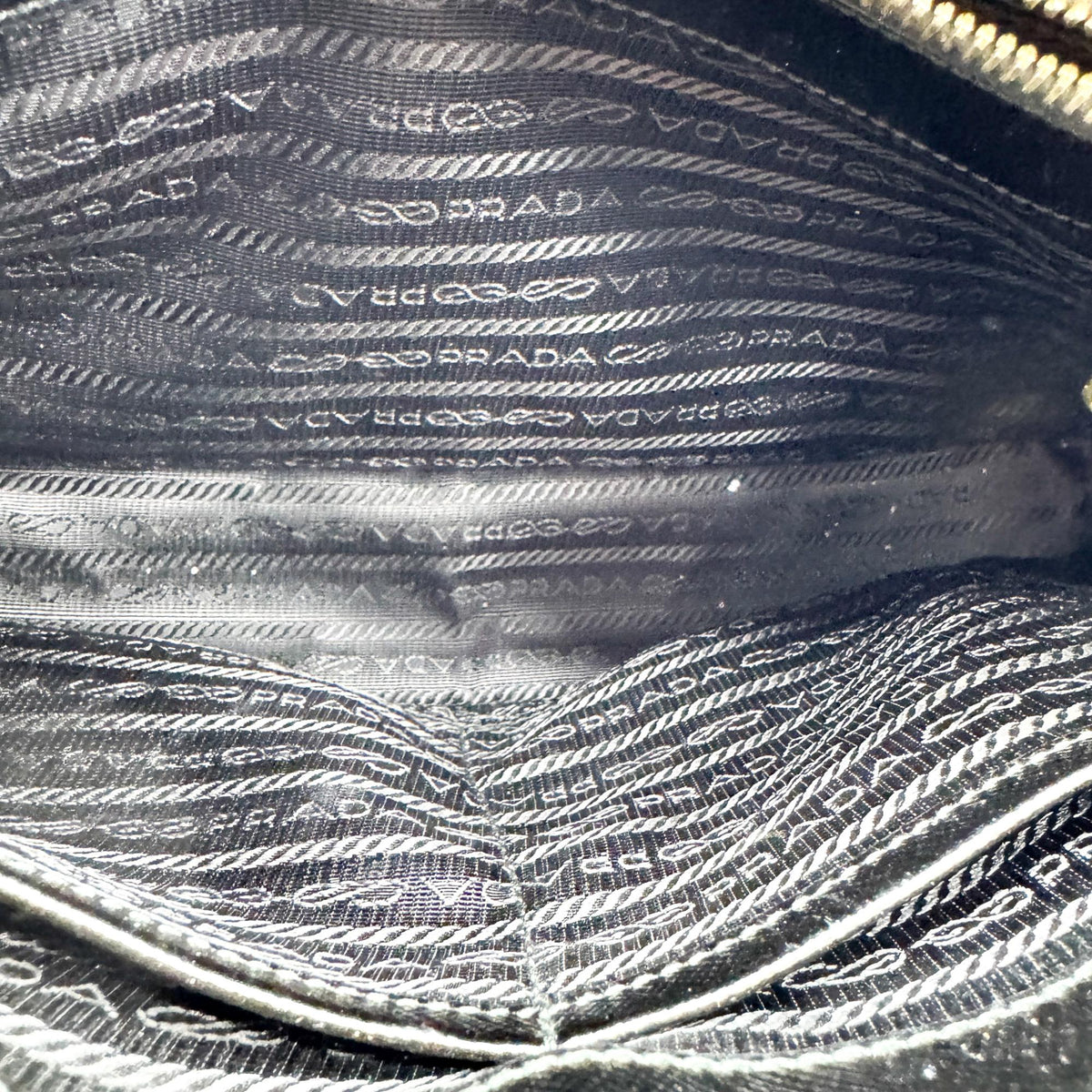 Prada Promenade Vernice Saffiano Leather Black Leather Handbag (Pre-Owned)