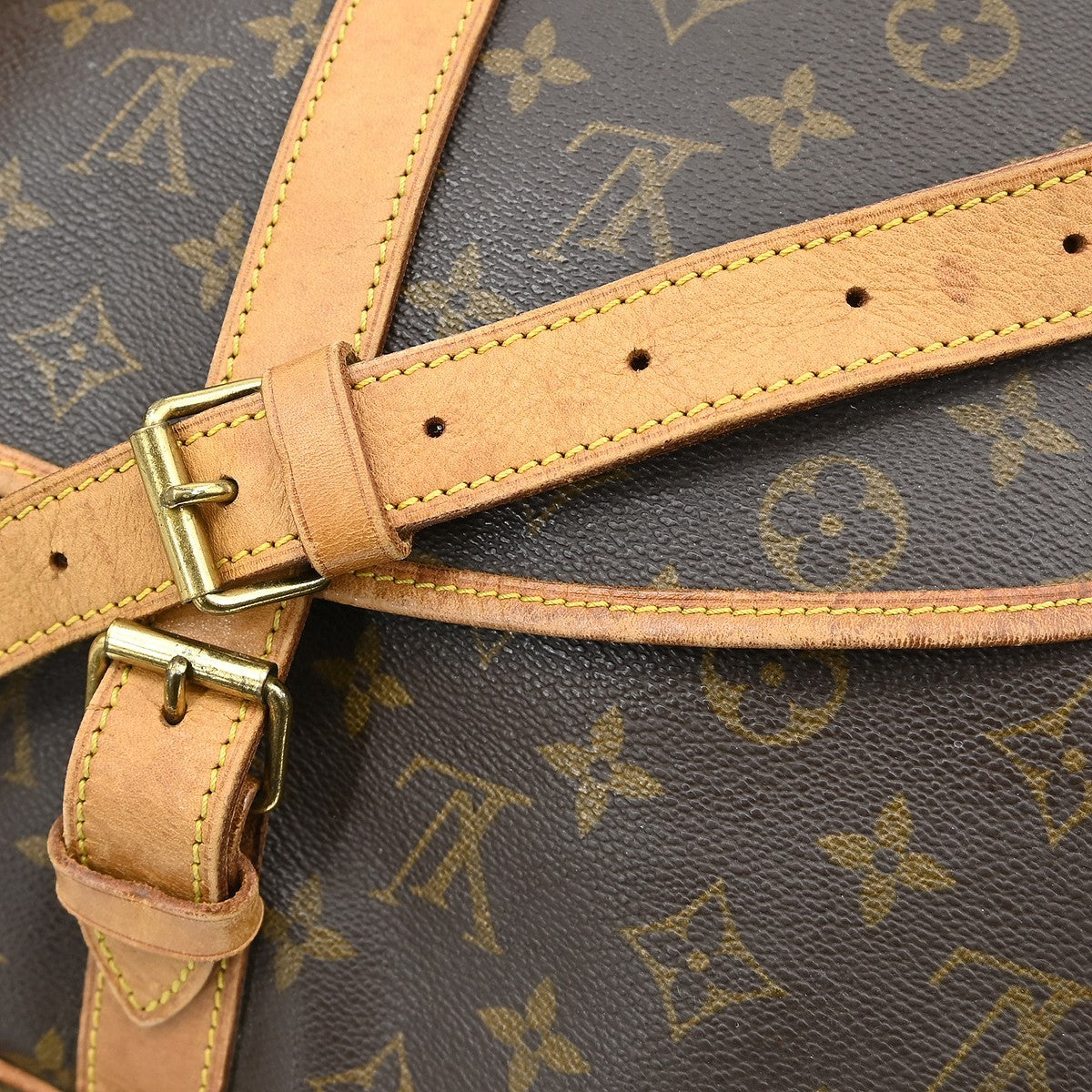 Louis Vuitton Saumur Monogram Canvas Brown Canvas Handbag (Pre-Owned)