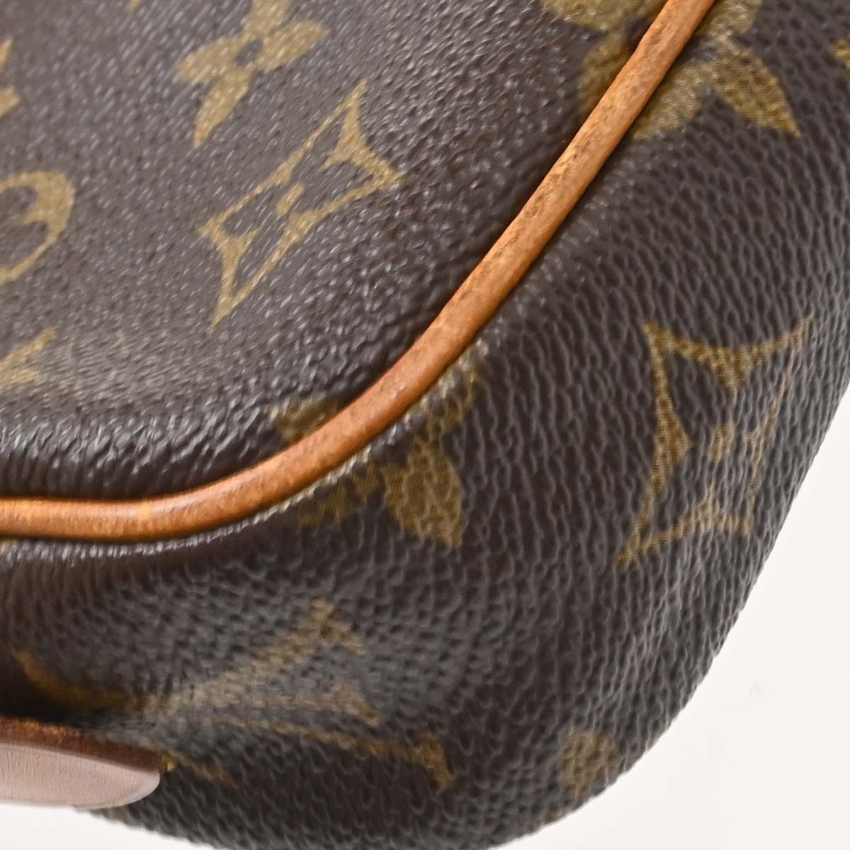 Louis Vuitton Pochette Marly Bandouliere Monogram Canvas Brown Canvas Shoulder Bag Bag (Pre-Owned)