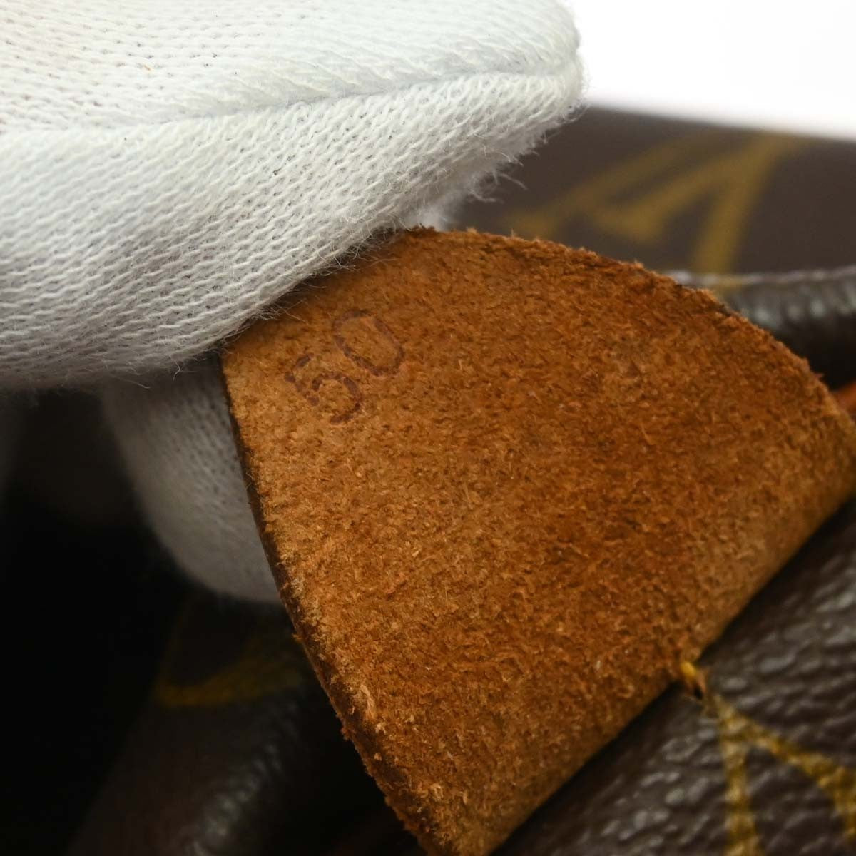 Louis Vuitton Keepall Monogram Canvas Brown Canvas Travel Bag Bag (Pre-Owned)