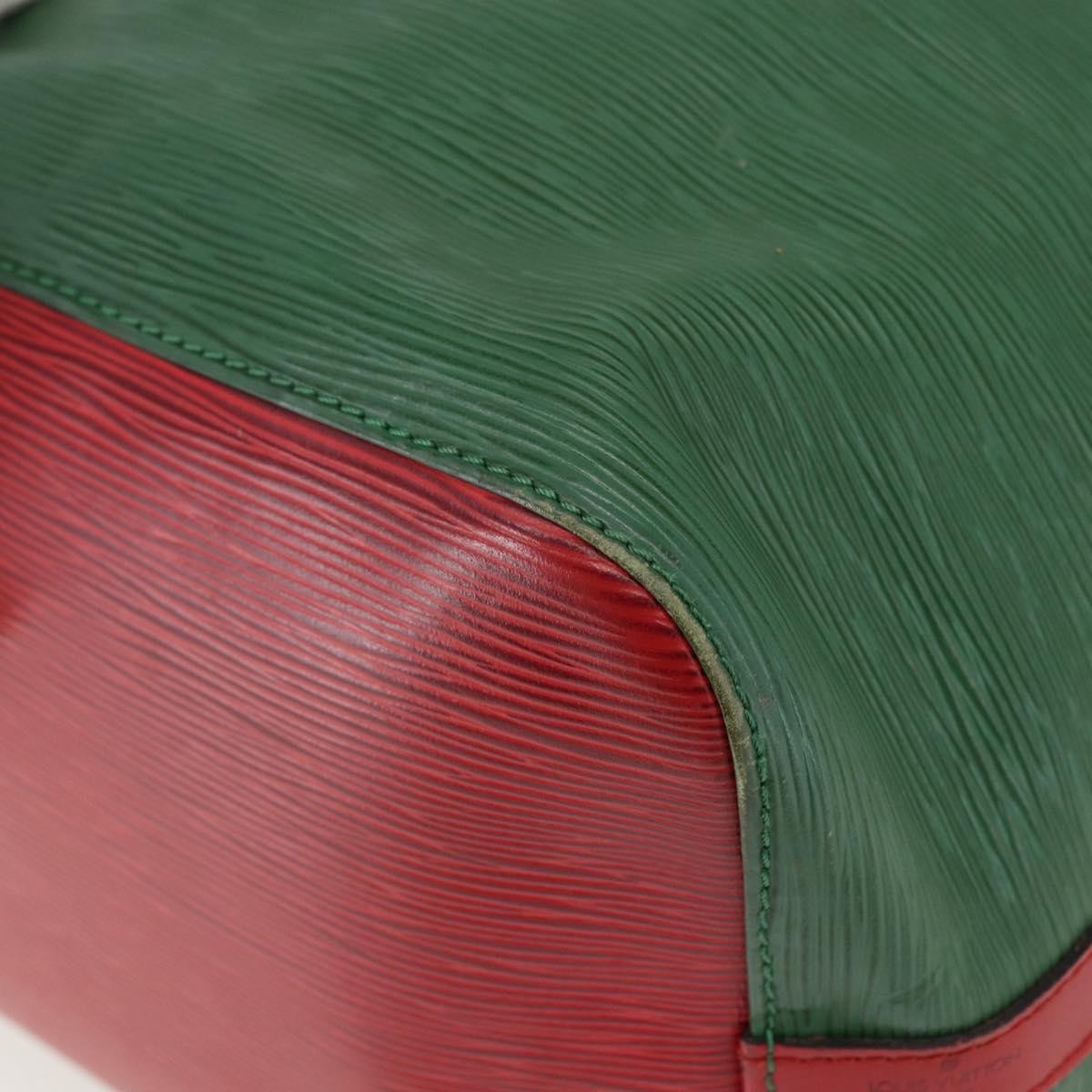 Louis Vuitton Bicolor Petit Noe Epi Leather Green Leather Bag (Pre-Owned)