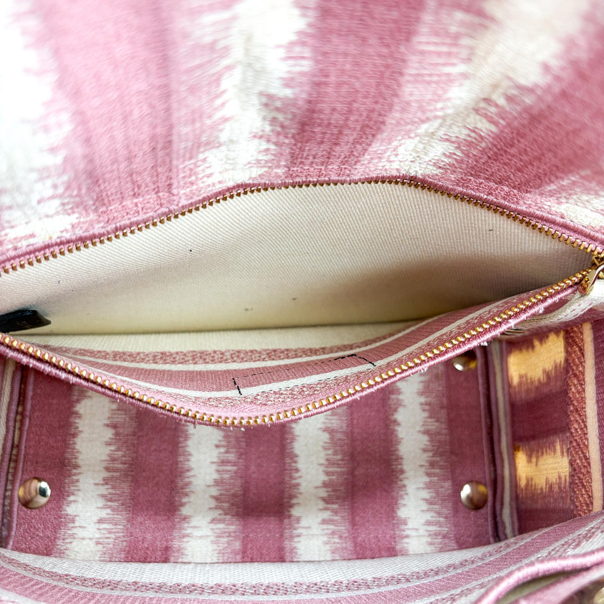 Christian Dior Lady D-Lite Embroidered Canvas Pink Canvas Handbag (Pre-Owned)