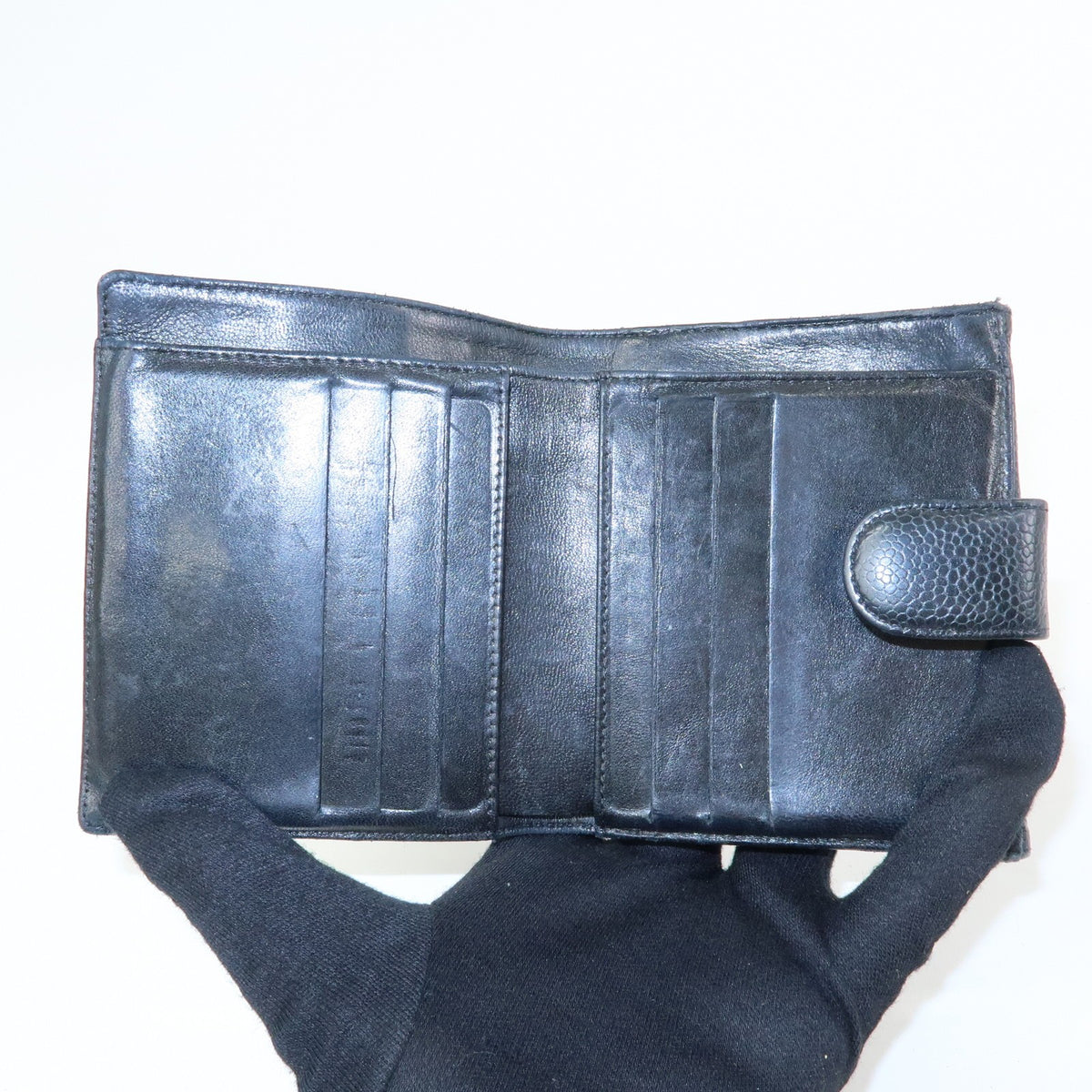 Chanel Vintage Timeless Bifold Caviar Black Leather Wallets Accessory (Pre-Owned)