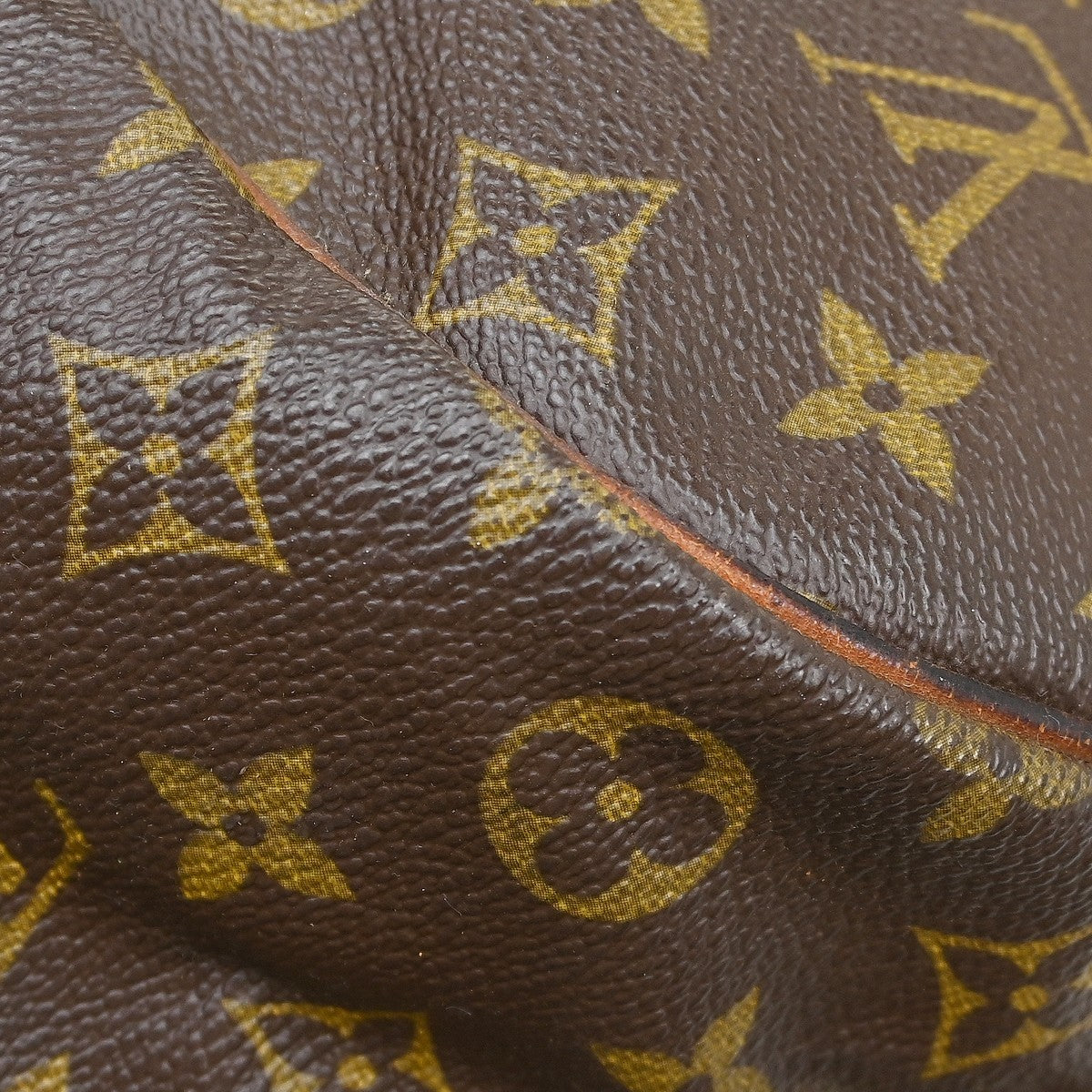 Louis Vuitton Saumur Monogram Canvas Brown Canvas Shoulder Bag Bag (Pre-Owned)