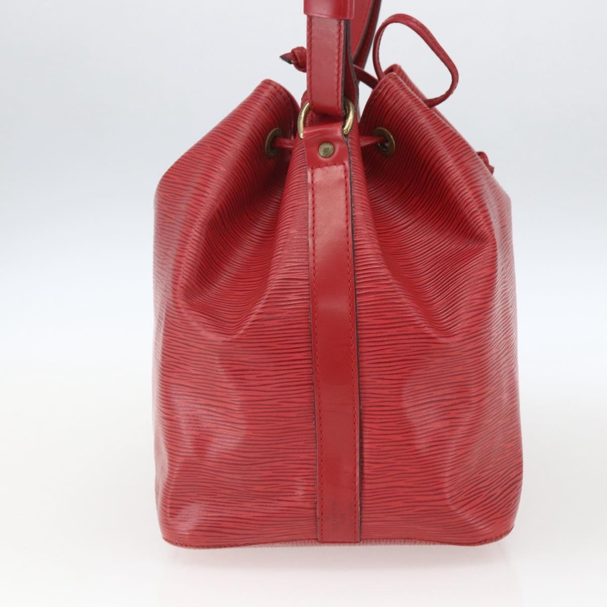 Louis Vuitton Petit Noe Epi Leather Red Leather Shoulder Bag Bag (Pre-Owned)