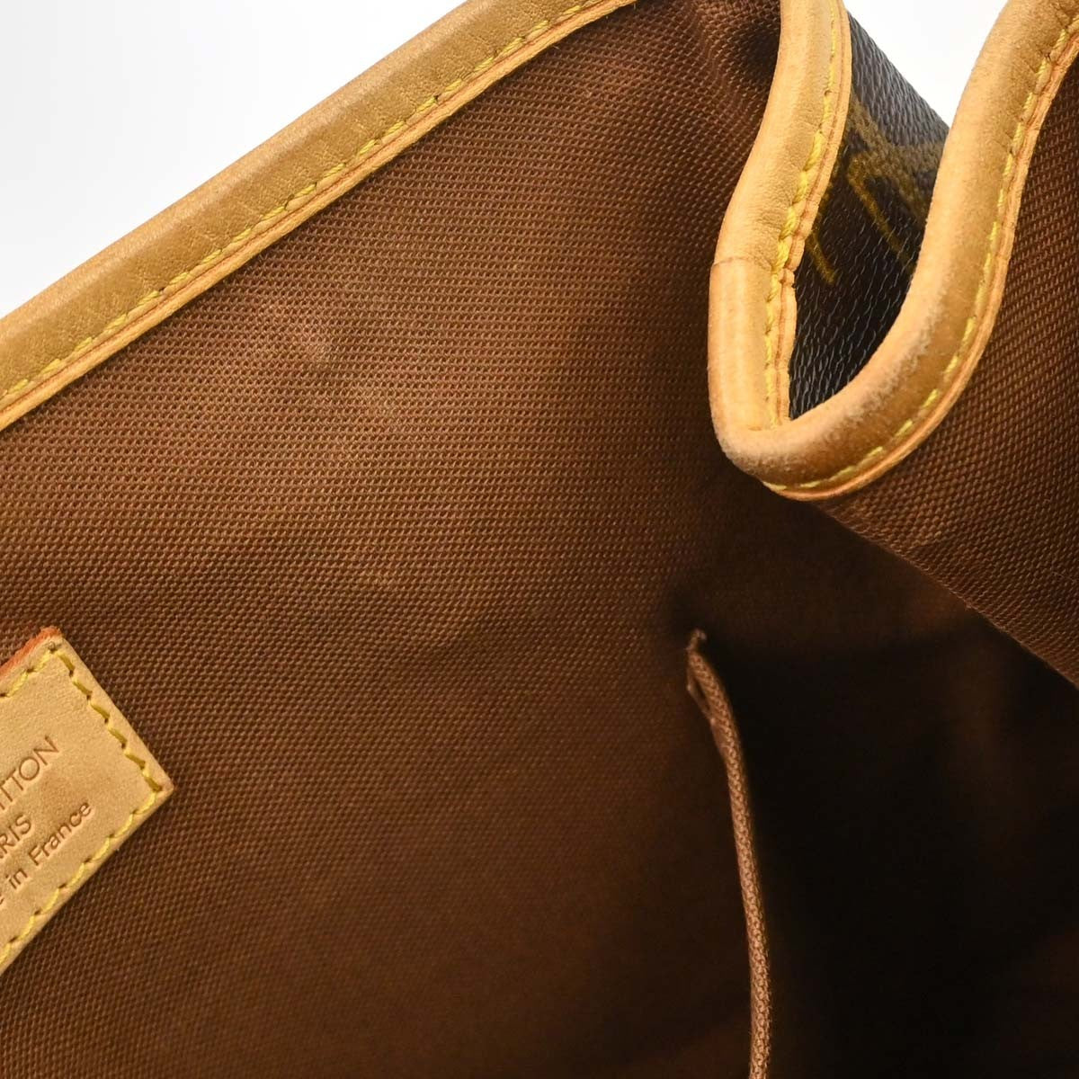 Louis Vuitton Batignolles Monogram Canvas Brown Canvas Shoulder Bag Bag (Pre-Owned)
