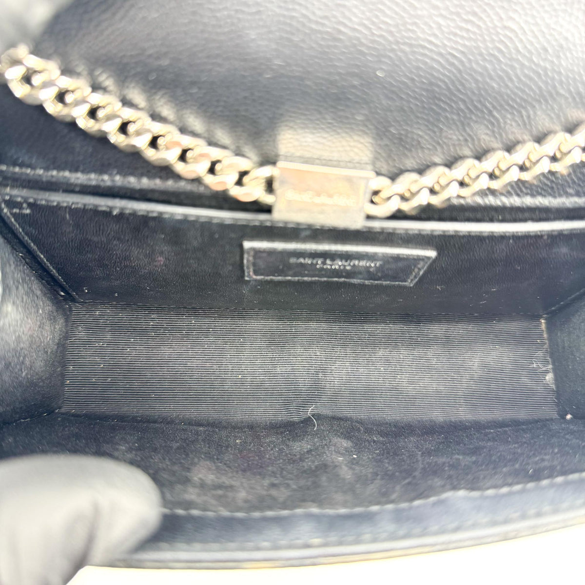 Saint Laurent Classic Monogram Grainy Leather Black Leather Crossbody Bag Bag (Pre-Owned)