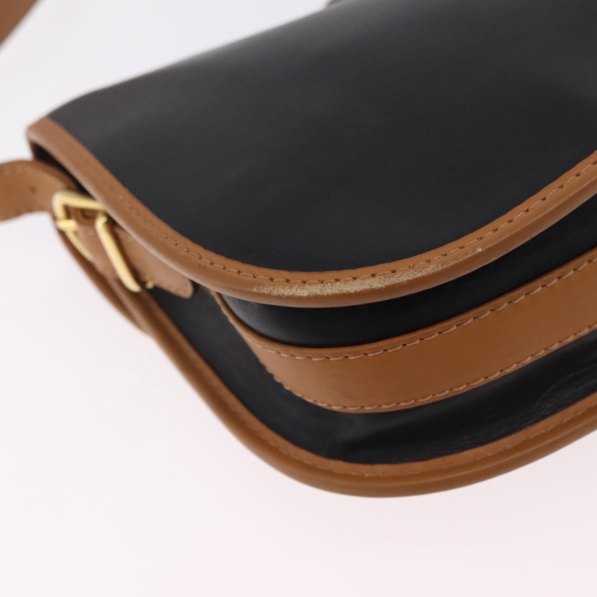 Celine Shoulder Leather Black Leather Shoulder Bag Bag (Pre-Owned)
