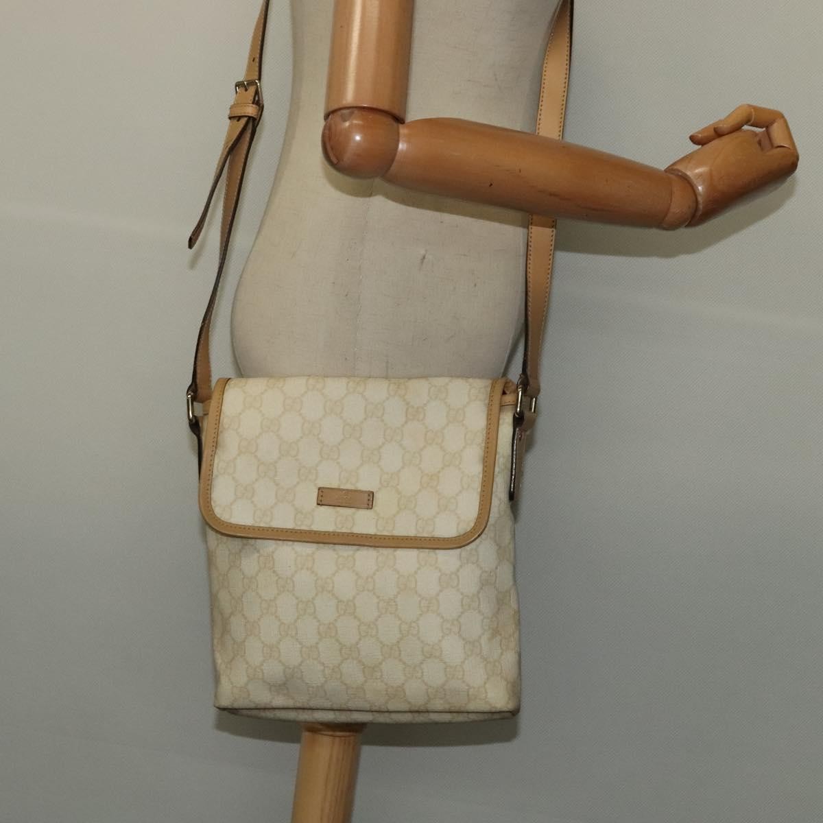 Gucci Flap Messenger Gg Coated Canvas Beige Pvc Shoulder Bag Bag (Pre-Owned)