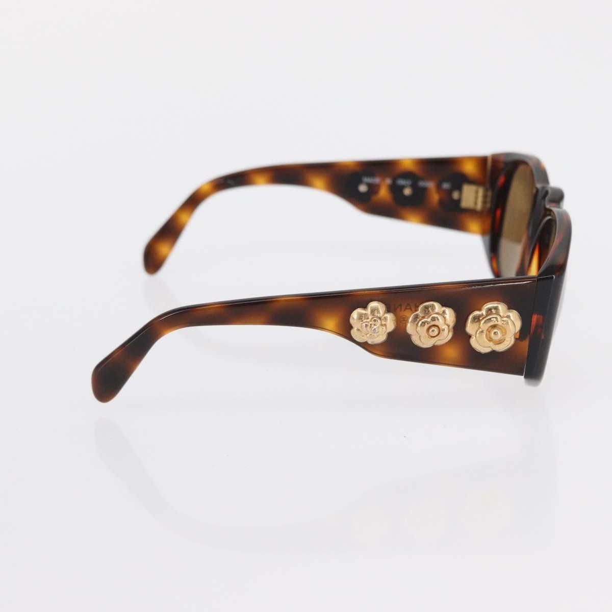 Chanel Camélia Plastic Brown Plastic Sunglasse Accessory (Pre-Owned)