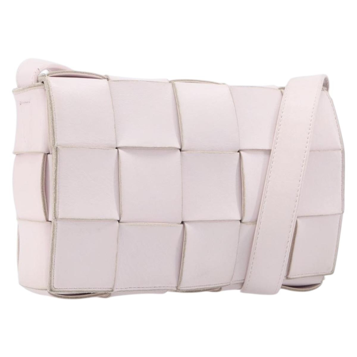 Bottega Veneta Cassette Maxi Intrecciato Leather Pink Leather Crossbody Bag Bag (Pre-Owned)