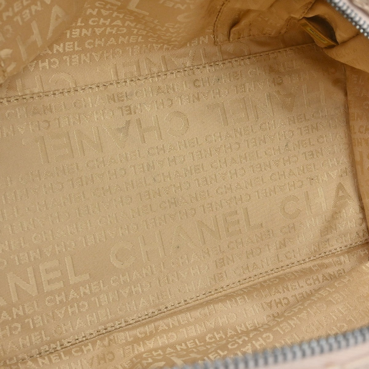 Chanel Square Stitch Quilted Caviar Beige Leather Shoulder Bag Bag (Pre-Owned)