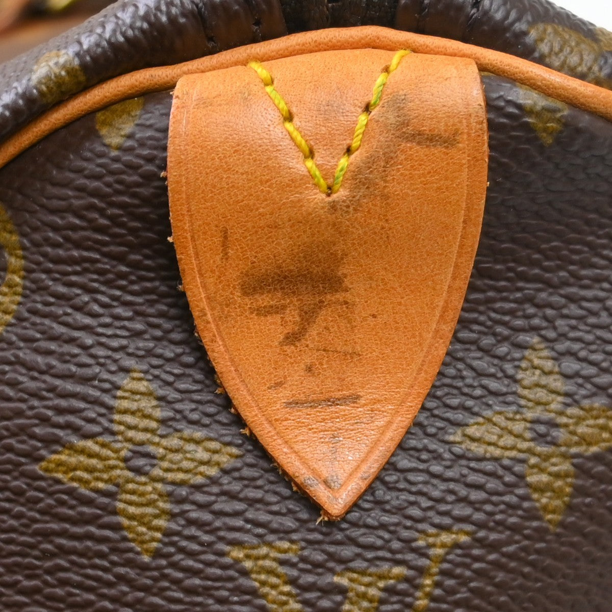 Louis Vuitton Keepall Monogram Canvas Brown Canvas Travel Bag Bag (Pre-Owned)