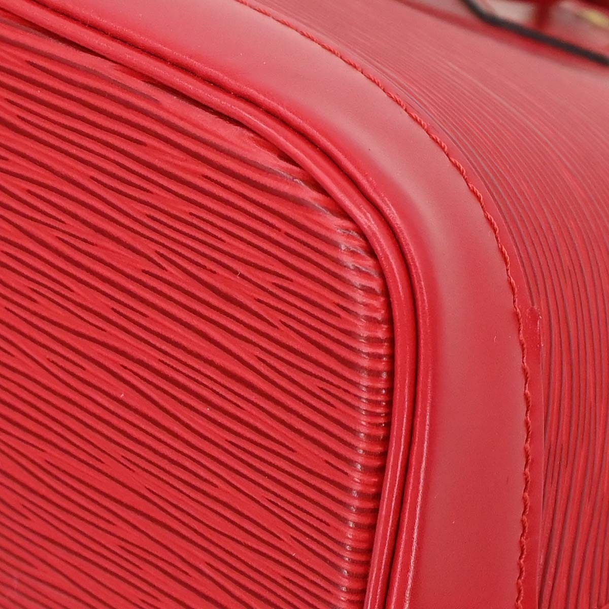 Louis Vuitton Alma Epi Leather Red Leather Handbag (Pre-Owned)
