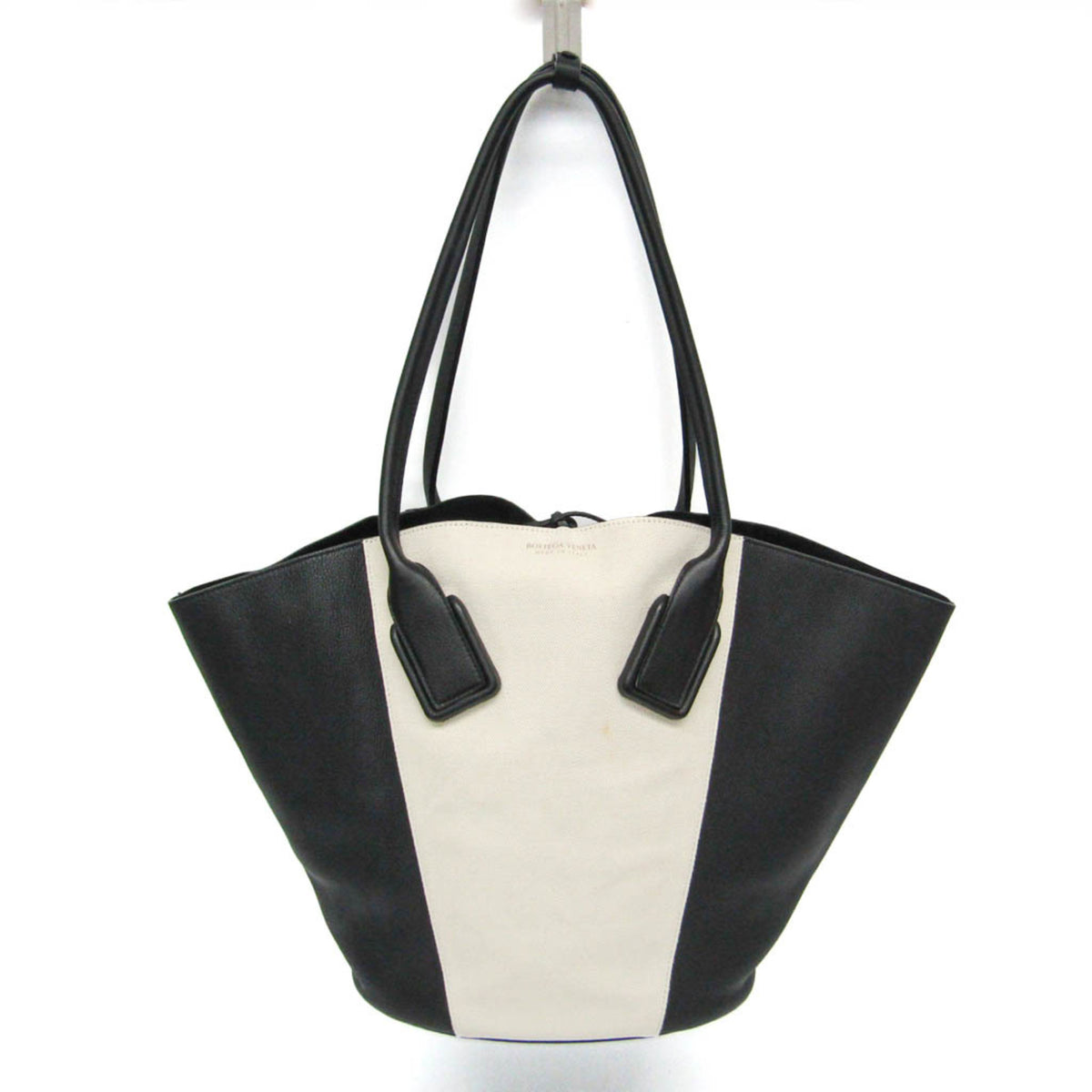 Bottega Veneta Basket Leather Black Leather Tote Bag Bag (Pre-Owned)