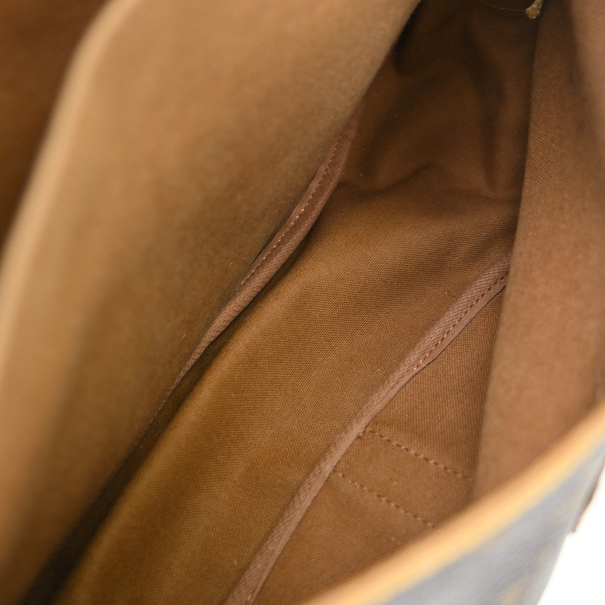 Louis Vuitton Saumur Monogram Canvas Brown Canvas Shoulder Bag Bag (Pre-Owned)