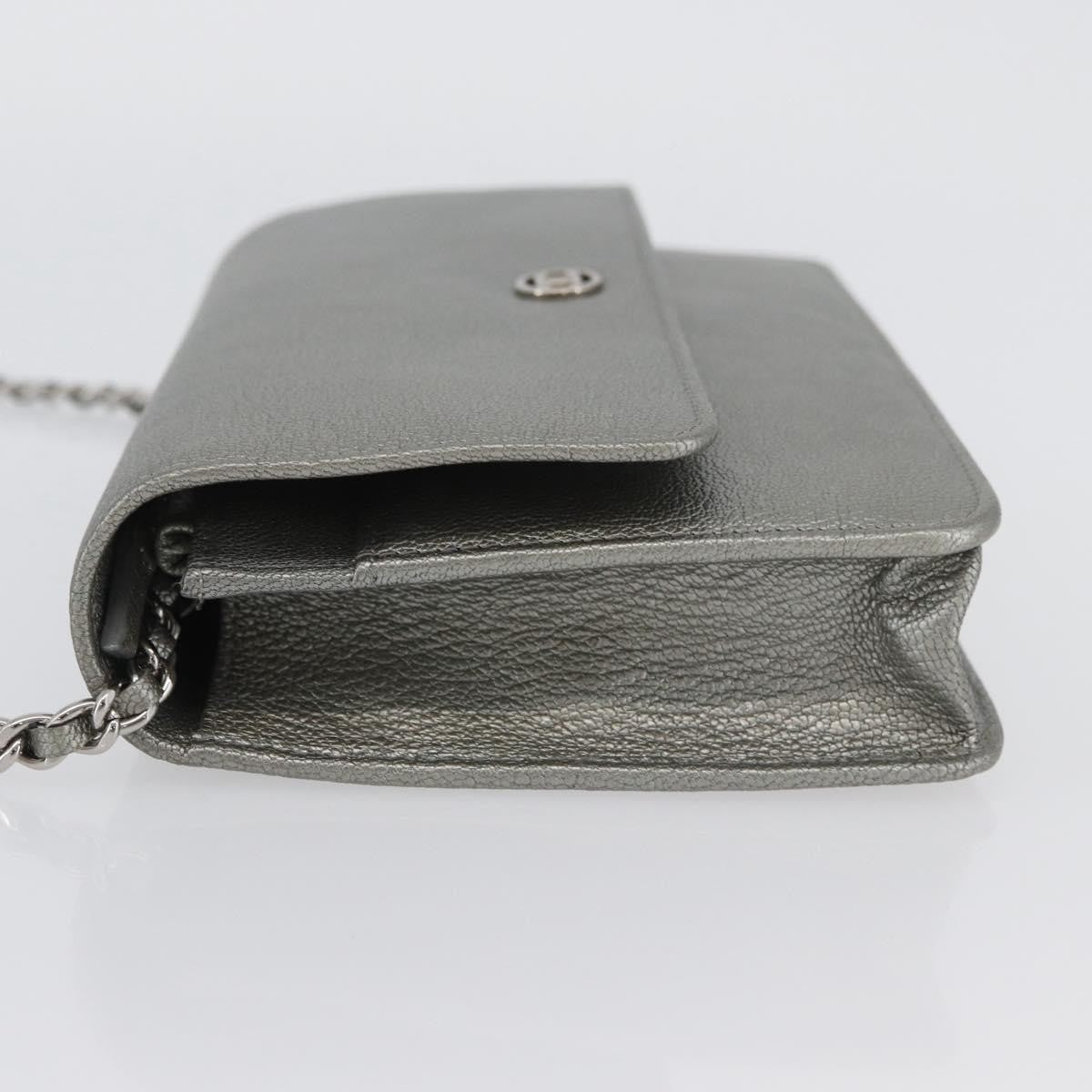 Chanel Round Cc Wallet On Chain Goatskin Silver Leather Crossbody Bag Bag (Pre-Owned)