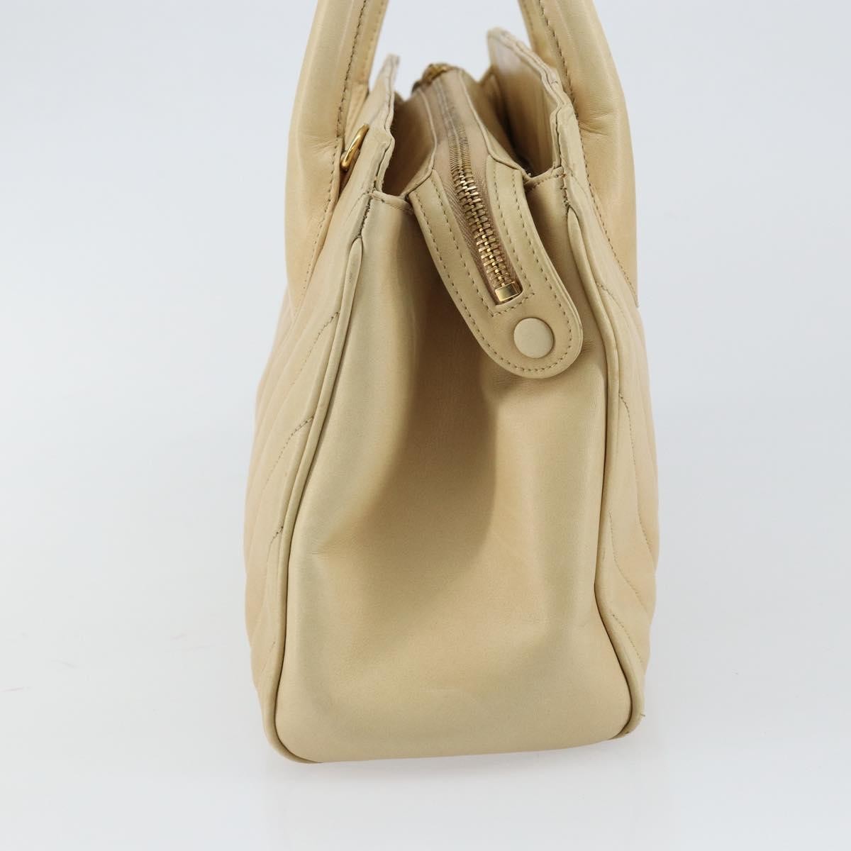 Chanel V Stitch Leather Beige Leather Handbag (Pre-Owned)