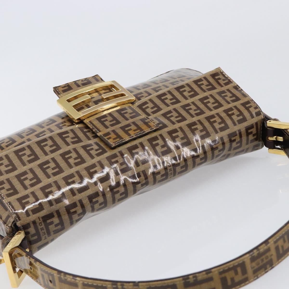 Fendi Mamma Baguette Zucca Patent Leather Beige Canvas Shoulder Bag Bag (Pre-Owned)